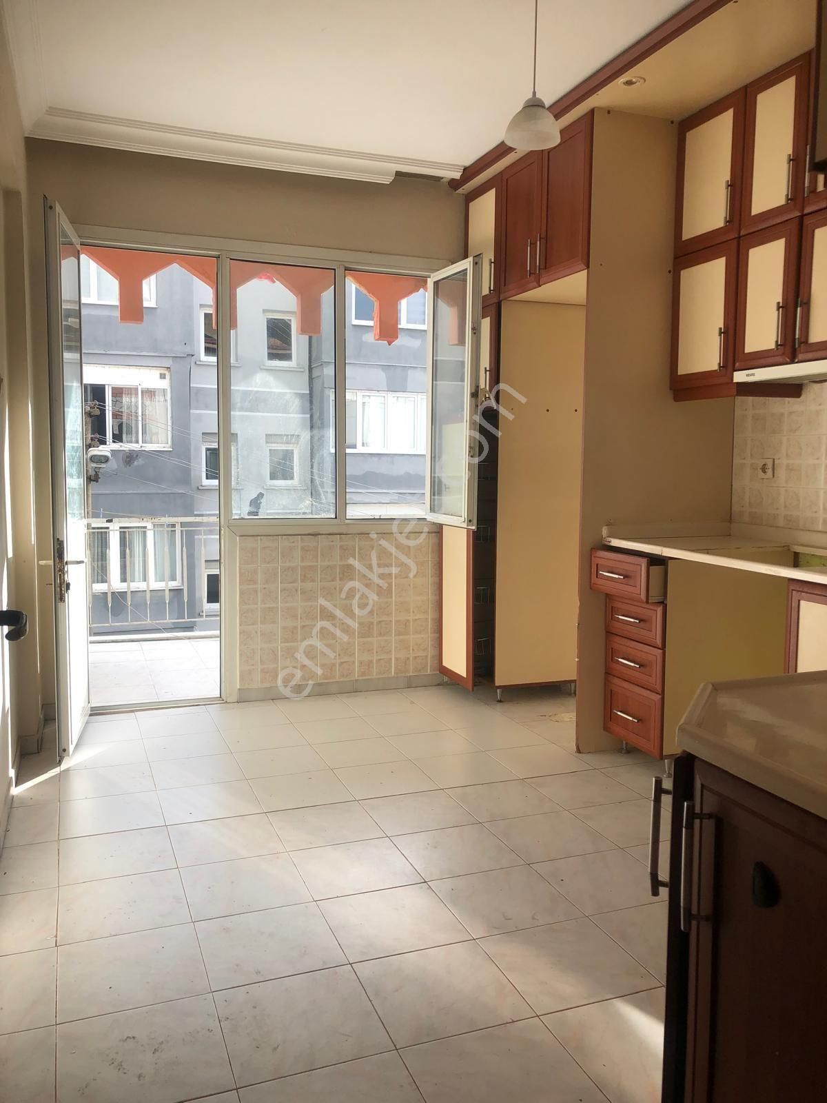 Aydın Söke Çeltikçi Mah. 3+1 İkinci Kat Sobalı Kiralık Daire - Görsel 10