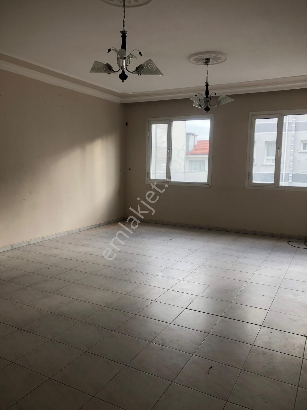Aydın Söke Çeltikçi Mah. 3+1 İkinci Kat Sobalı Kiralık Daire - Görsel 6