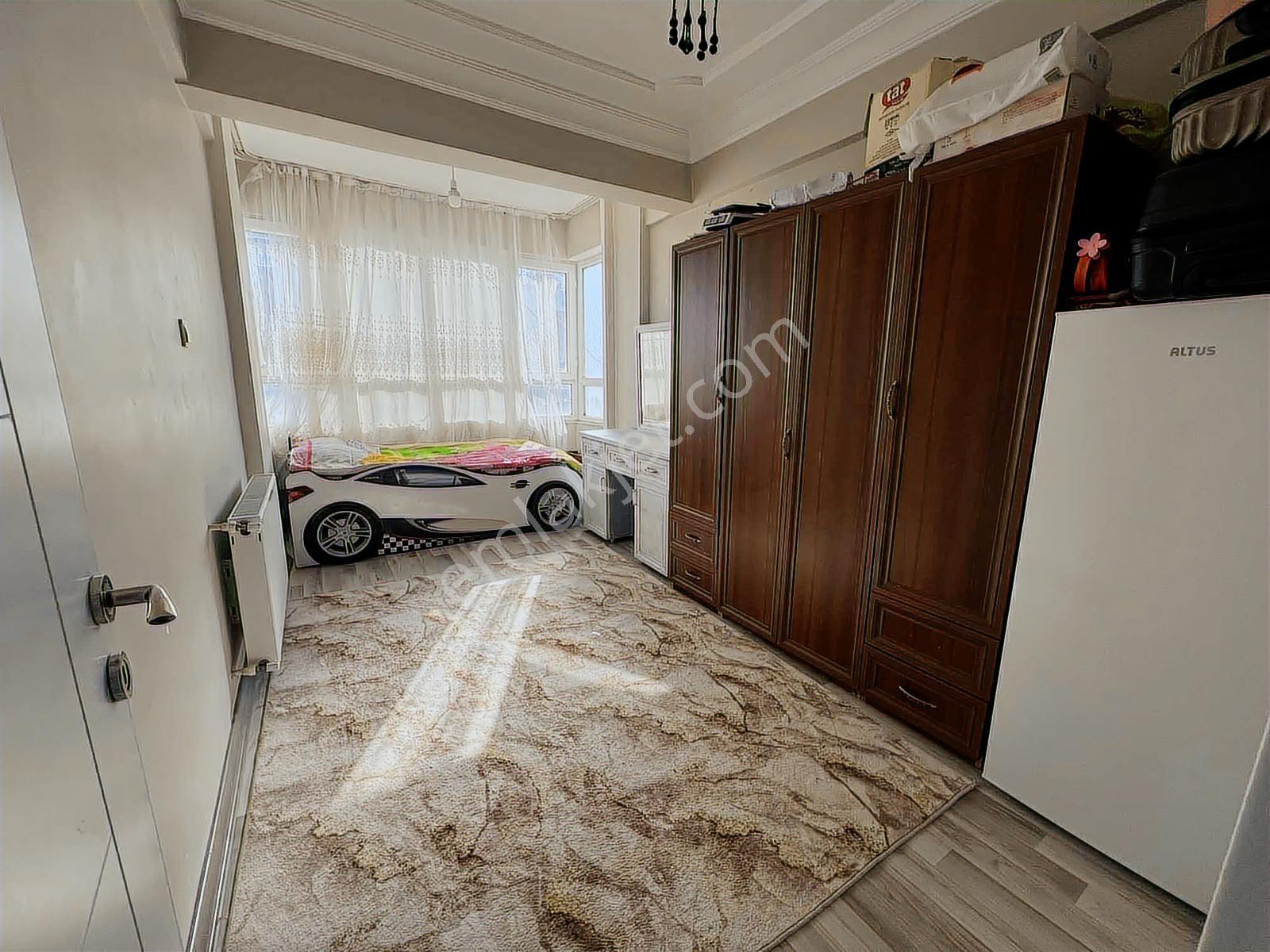 Yeşilloft'tan Acil Satılık 3+1 Daire - Görsel 14