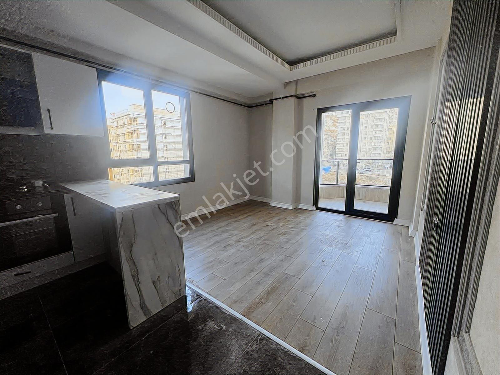 Yeşilloft'tan Satılık 1+1 Daire En Üst Kat - Görsel 14
