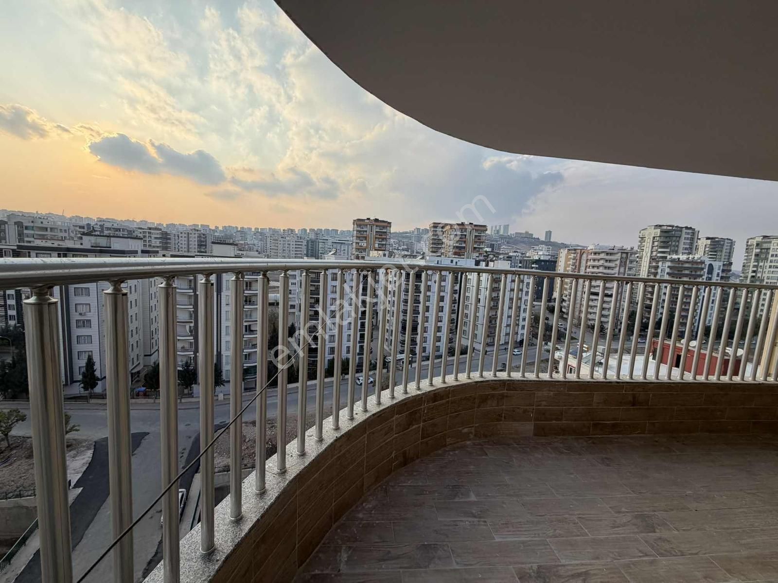 Yeşilloft'tan Satılık 4+1 Daire - Görsel 6