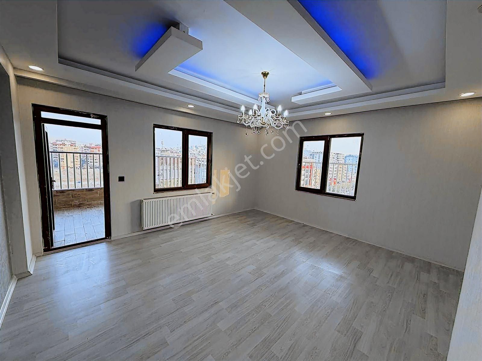 Yeşilloft'tan Satılık 4+1 Daire - Görsel 15