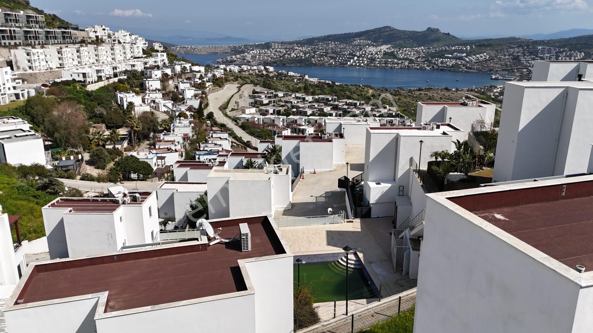 Bodrum Gündoğan Deniz Manzaralı Dönemsel Kiralık Villa