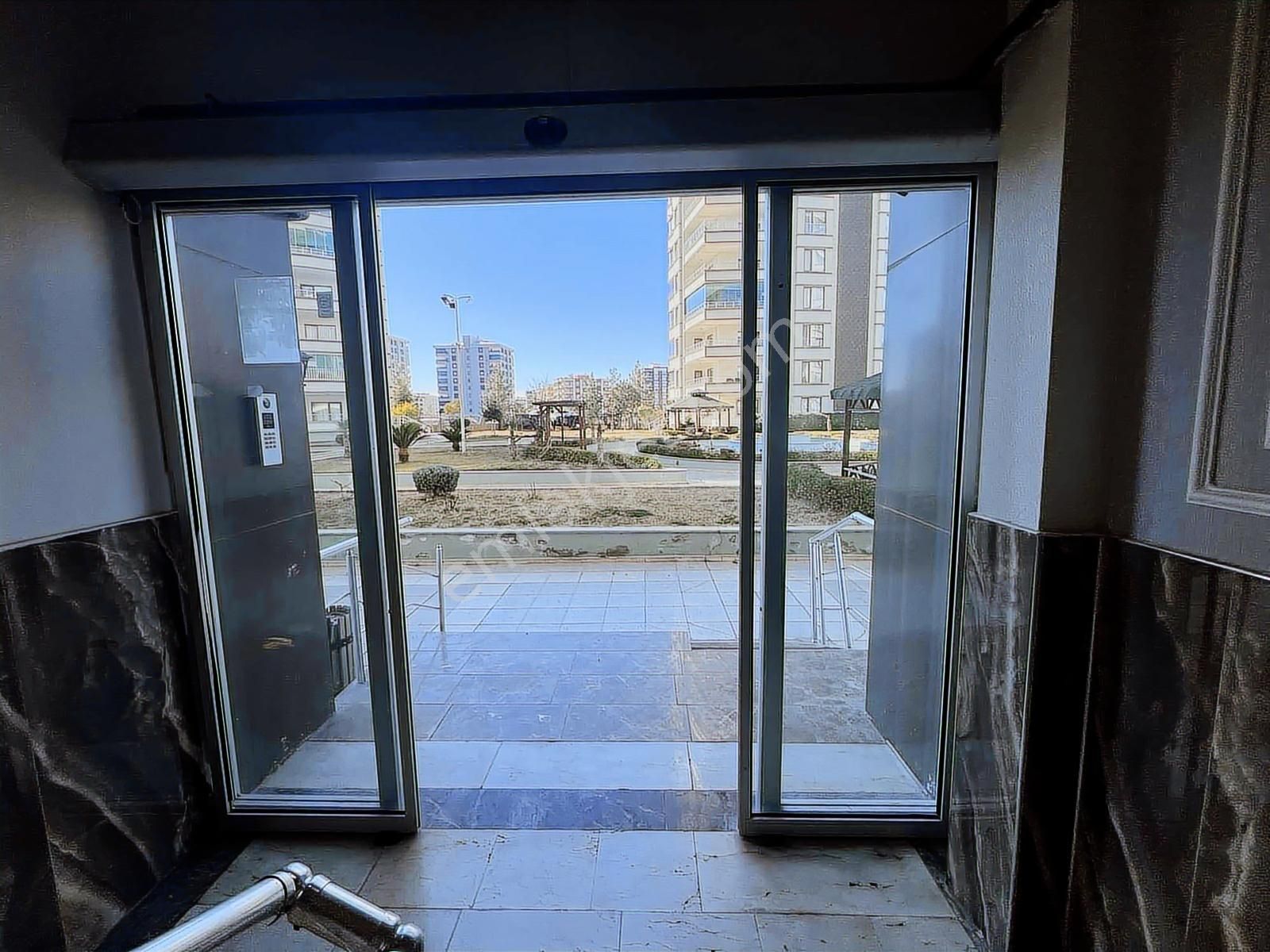 Yeşilloft'tan Satılık 4+1 Daire - Görsel 17