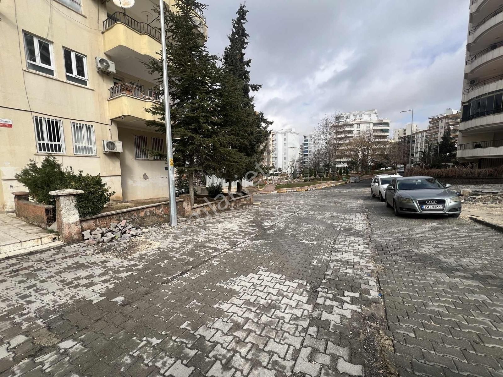 Yeşilloft'tan Acil Satılık 3+1 Daire - Görsel 4