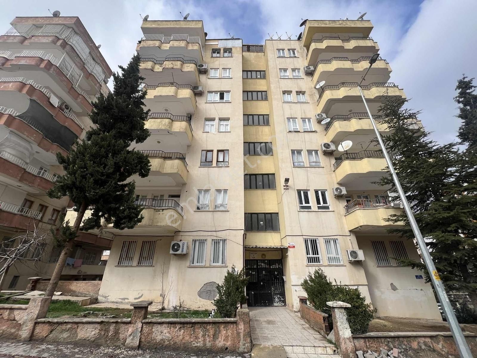 Yeşilloft'tan Acil Satılık 3+1 Daire - Görsel 9