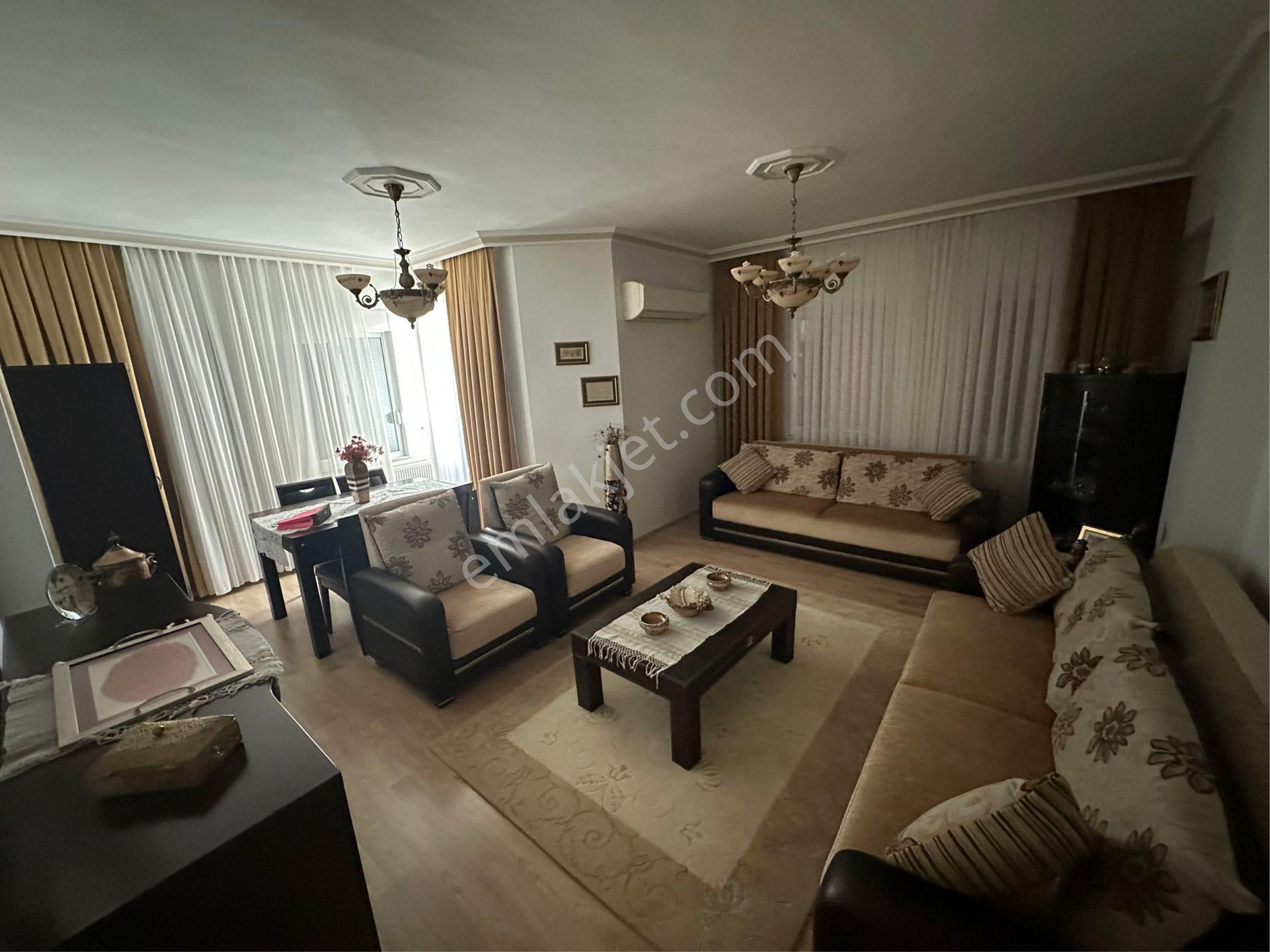 Konyaaltı Altınkum Mah. Bakımlı Ve Masrafsız Satılık 3+1 Daire