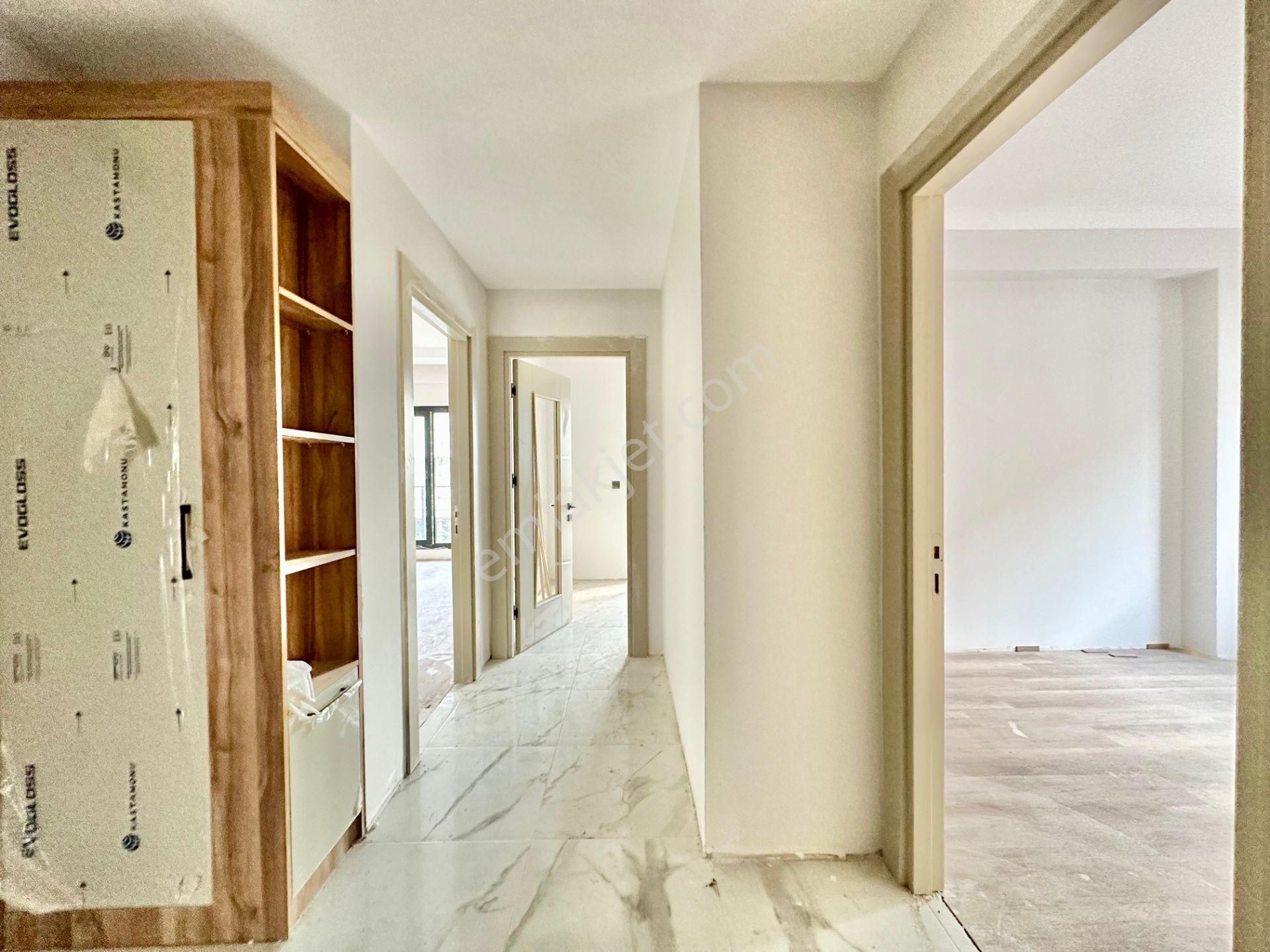 ꧁ay Emlaktan꧂avcılar'da Yüzme Havuzlu Lüks Butik Sitede Denize Sadece 300 Mt Satılık 2+1 Daire - Görsel 19
