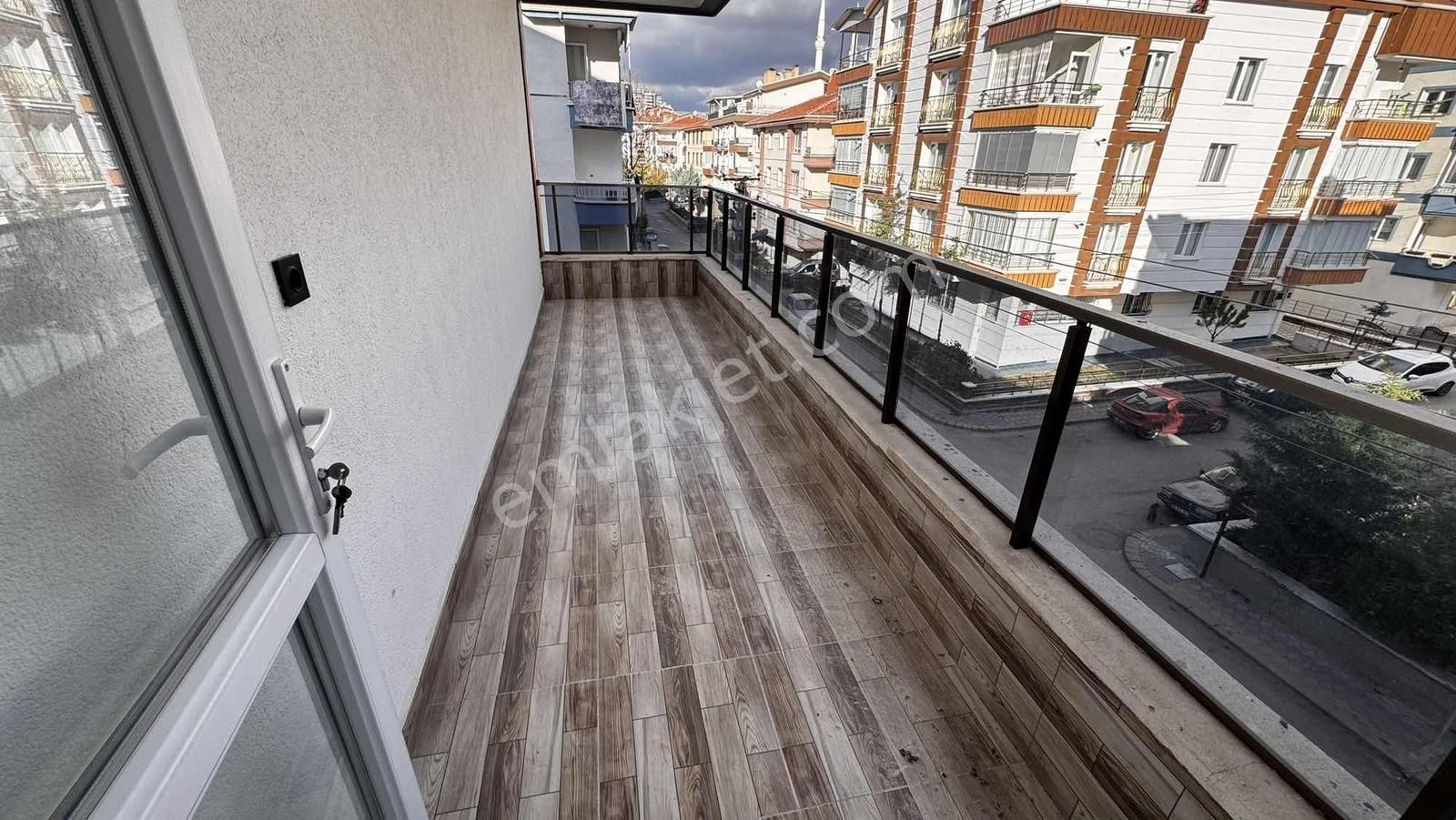 Ufuktepe Merkez De Yeni Bina Da Orta Katta Ultra_lüx Eşyalı Kira - Görsel 18