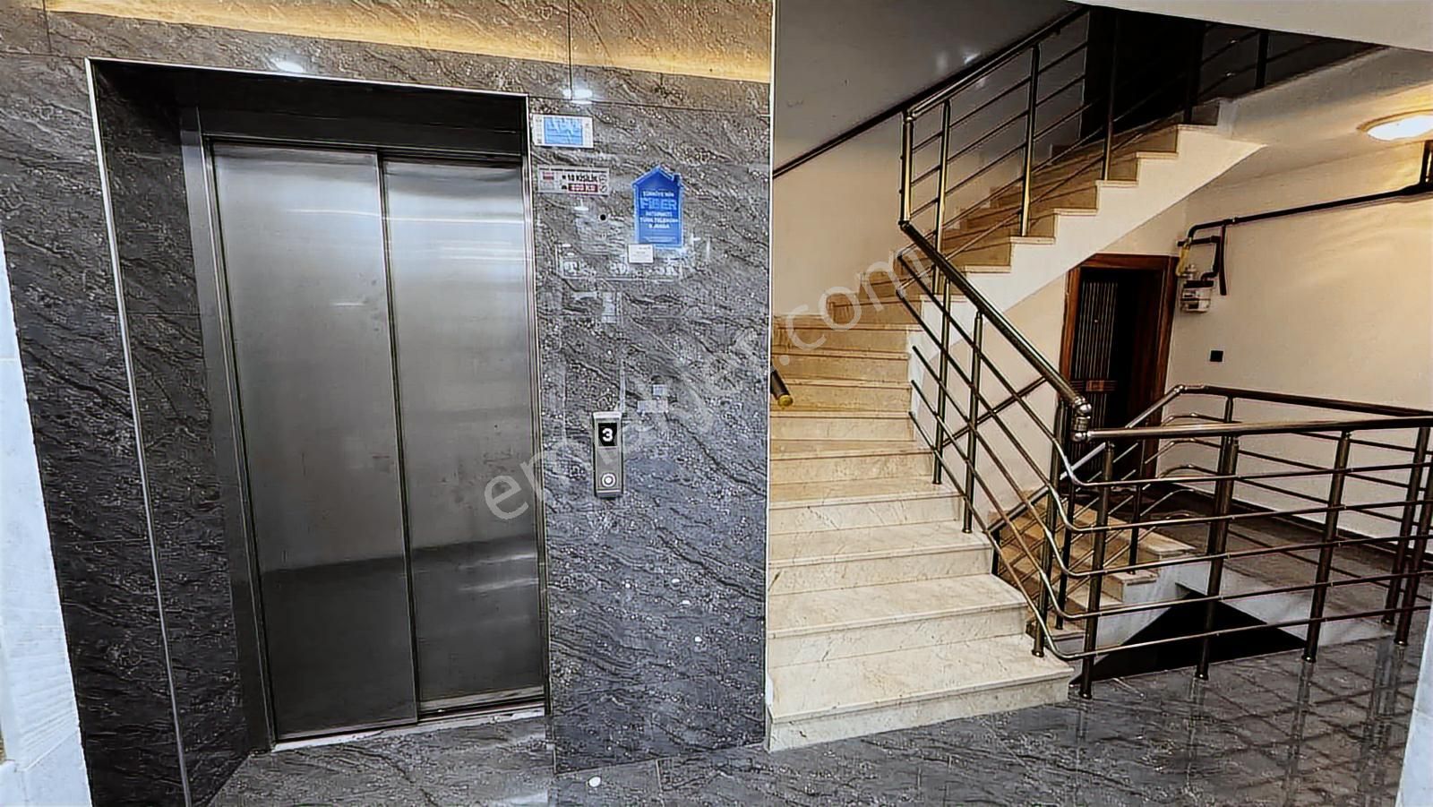 Ufuktepe Merkez De Yeni Bina Da Orta Katta Ultra_lüx Eşyalı Kira - Görsel 22