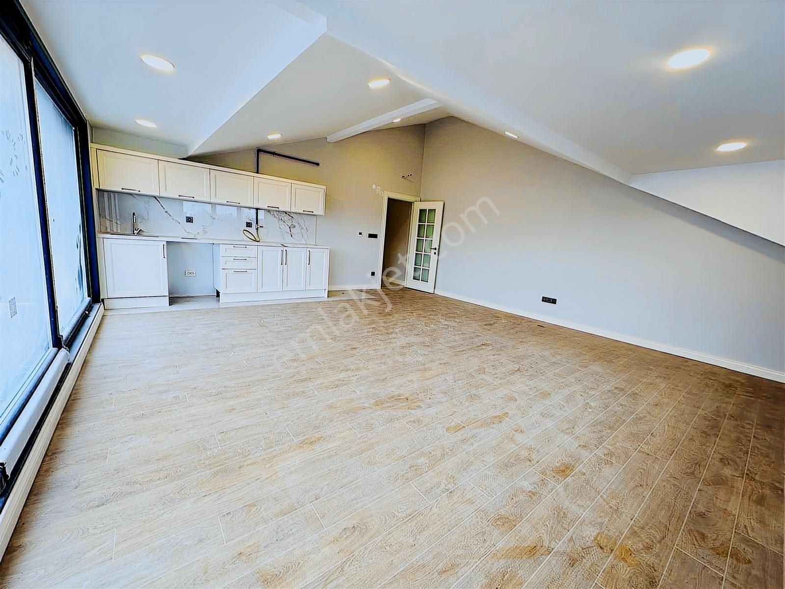 Üsküdar Altunizade Evleri Süper Lüks 5+2 Dubleksler - Görsel 18