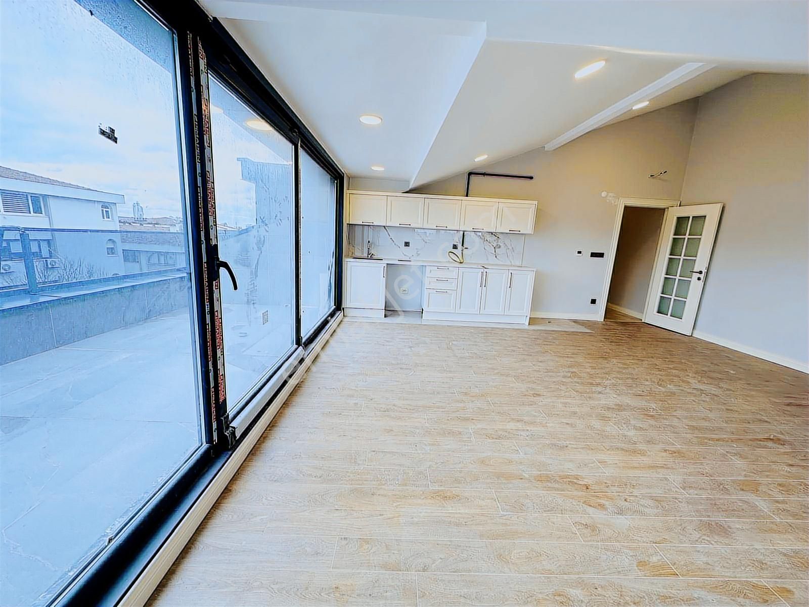 Üsküdar Altunizade Evleri Süper Lüks 5+2 Dubleksler - Görsel 12