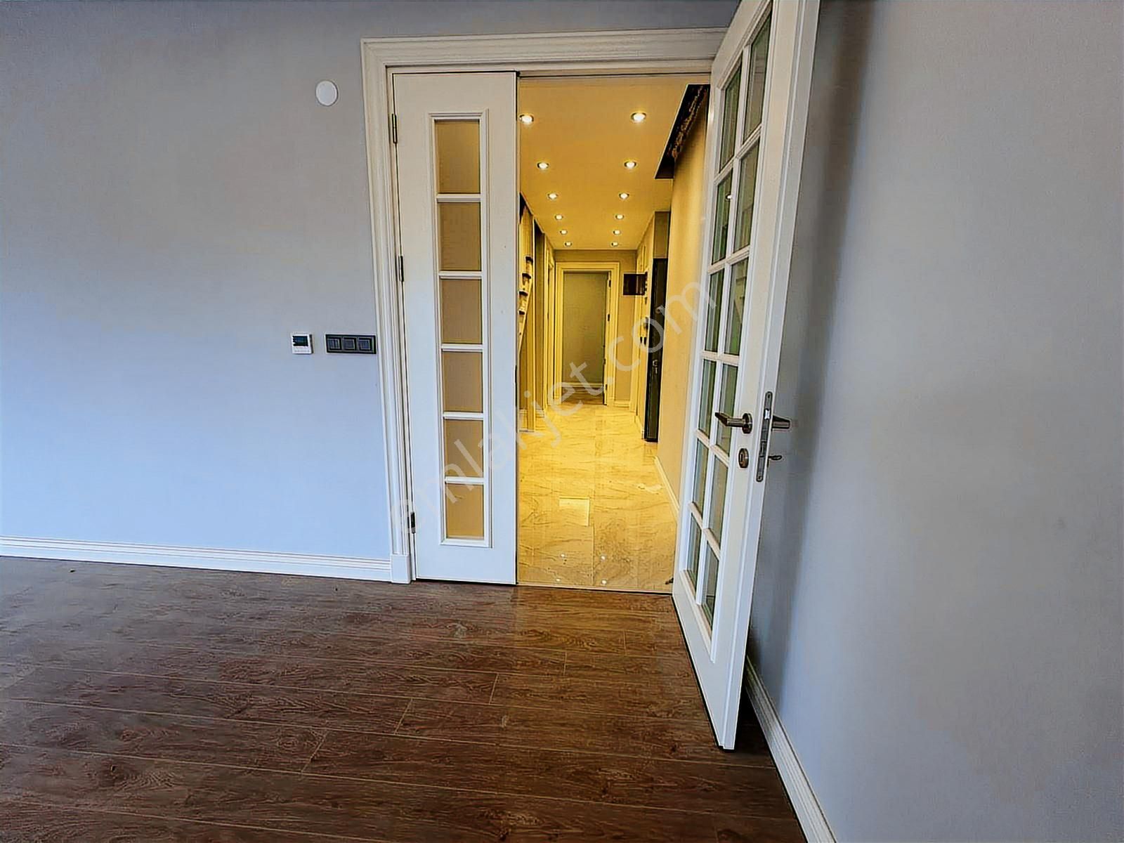 Üsküdar Altunizade Evleri Süper Lüks 5+2 Dubleksler - Görsel 17