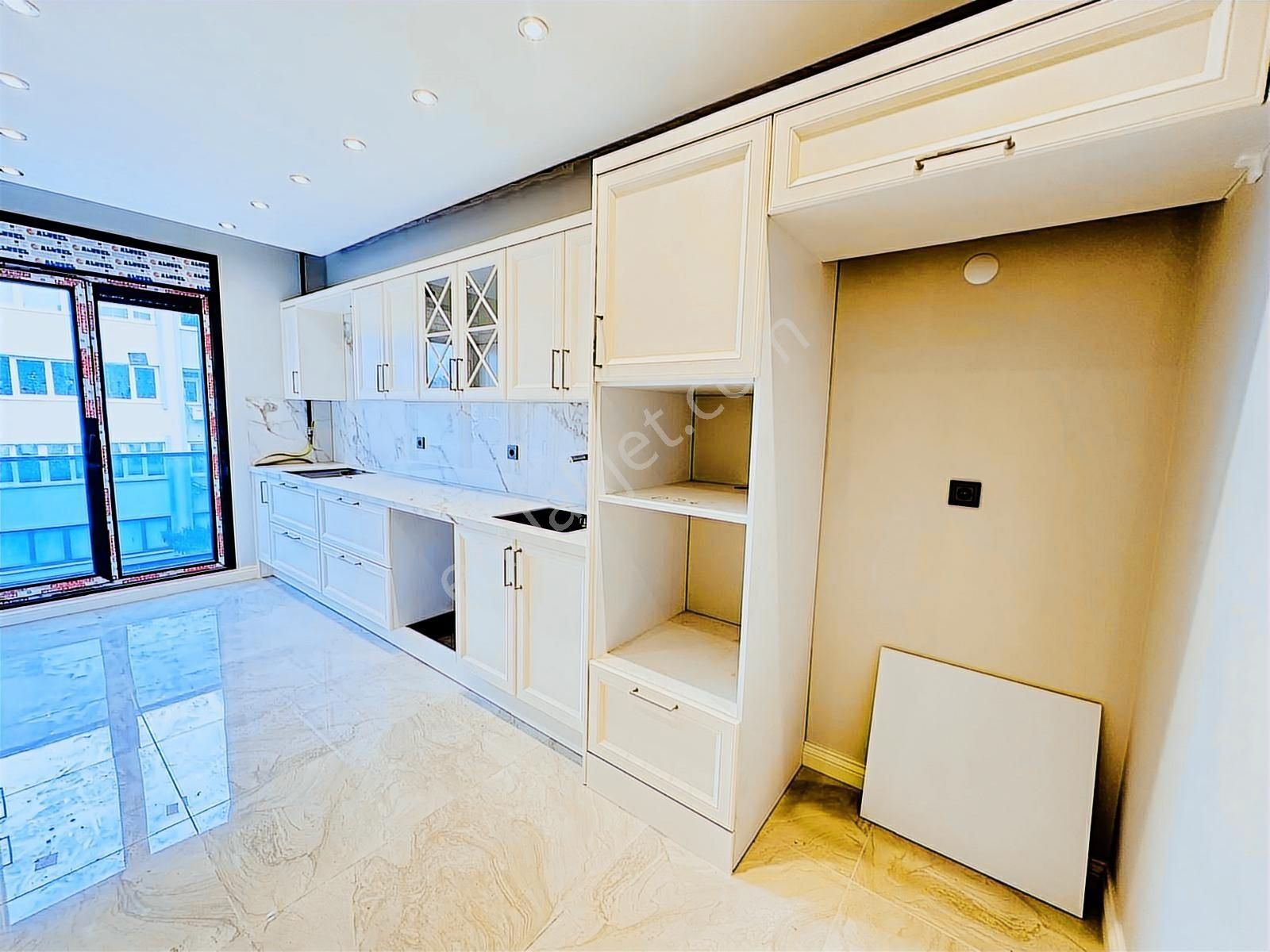 Üsküdar Altunizade Evleri Süper Lüks 5+2 Dubleksler - Görsel 23