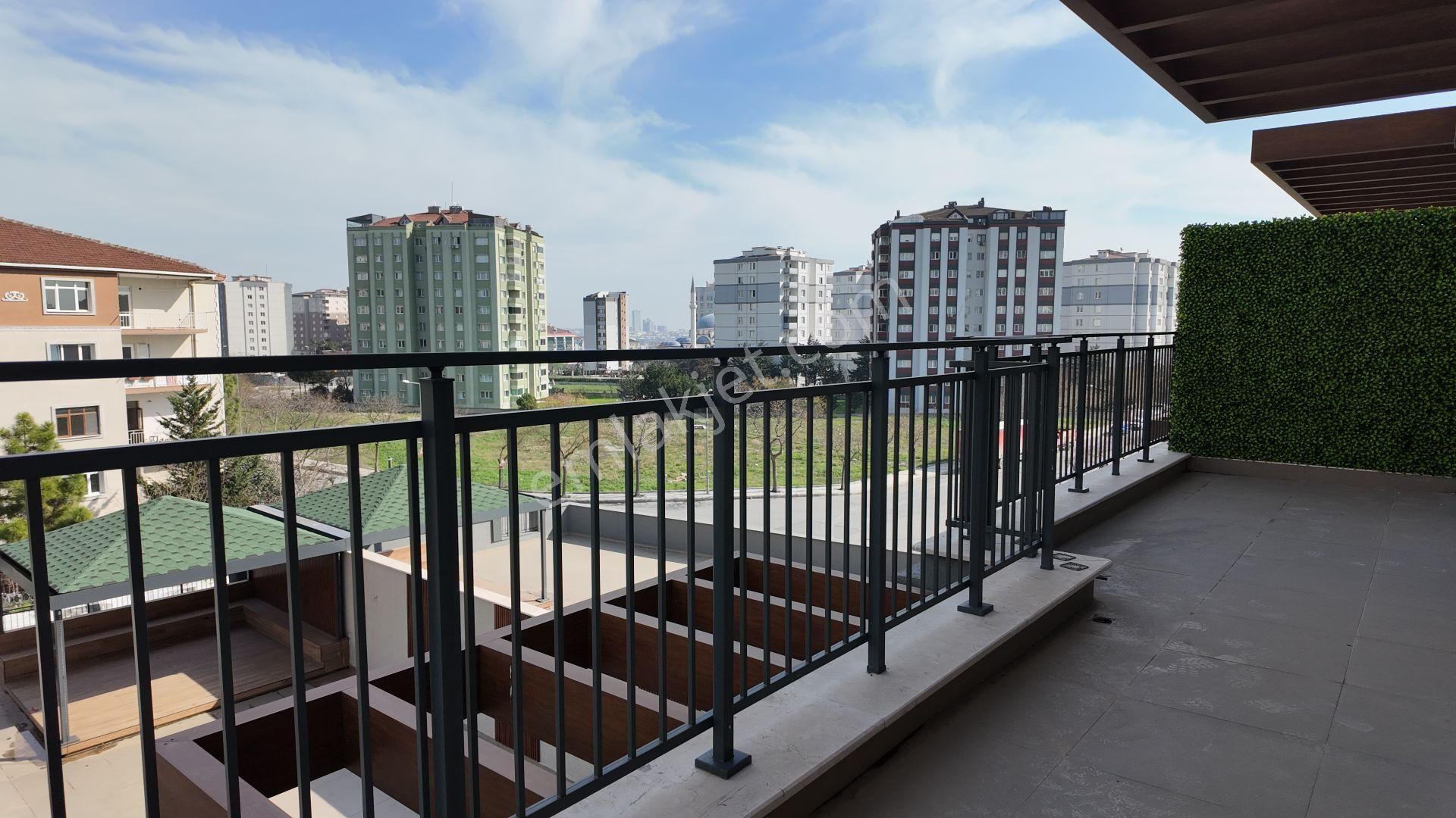 Referans Beylikdüzünde Peyzaj Cephe Sıfır Satılık 3+1 Daire - Görsel 24