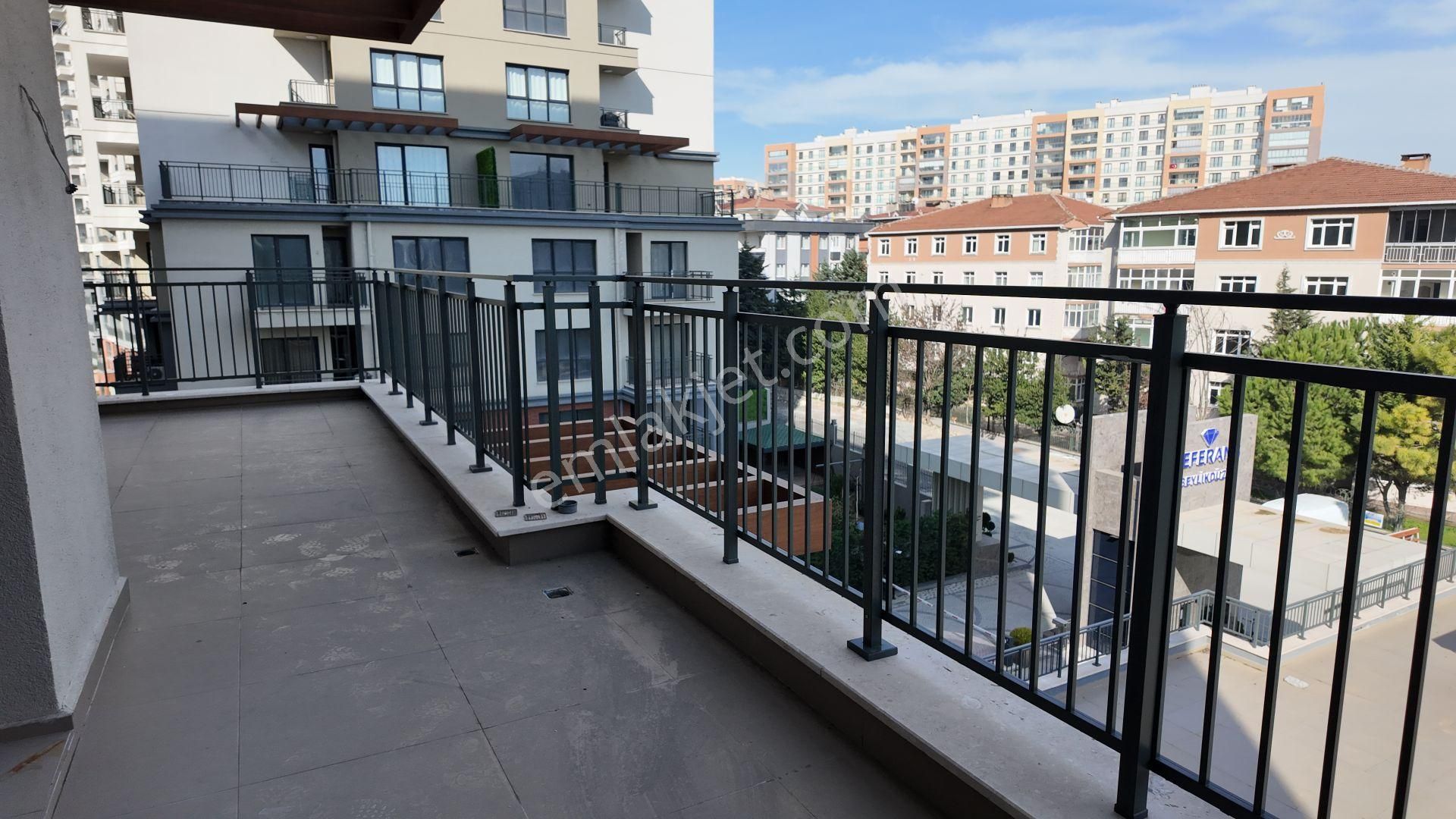 Referans Beylikdüzünde Peyzaj Cephe Sıfır Satılık 3+1 Daire - Görsel 22