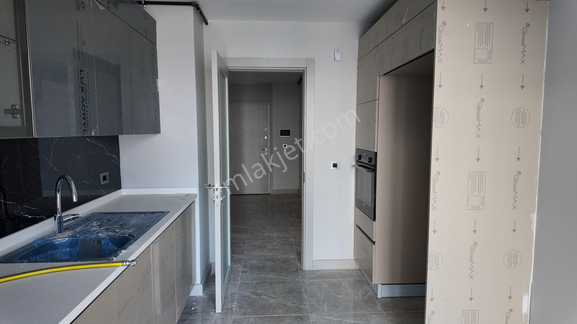 Referans Beylikdüzünde Peyzaj Cephe Sıfır Satılık 3+1 Daire - Görsel 11