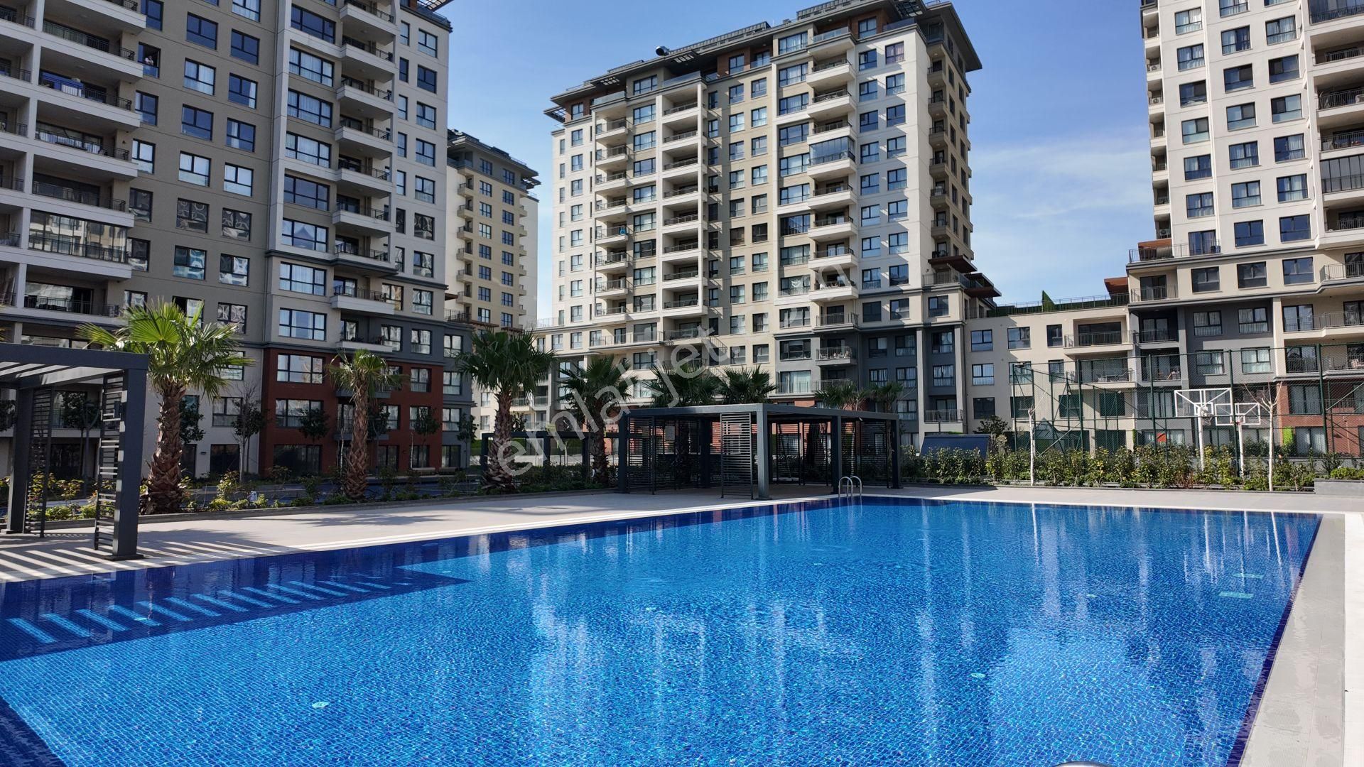 Referans Beylikdüzünde Peyzaj Cephe Sıfır Satılık 3+1 Daire - Görsel 33