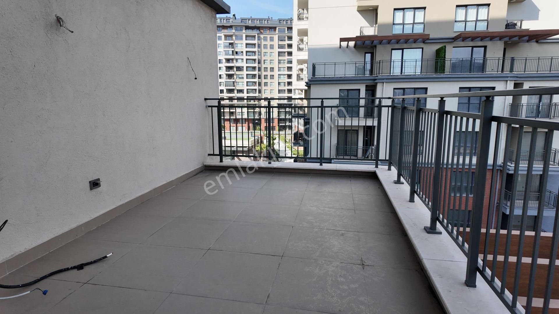 Referans Beylikdüzünde Peyzaj Cephe Sıfır Satılık 3+1 Daire - Görsel 23