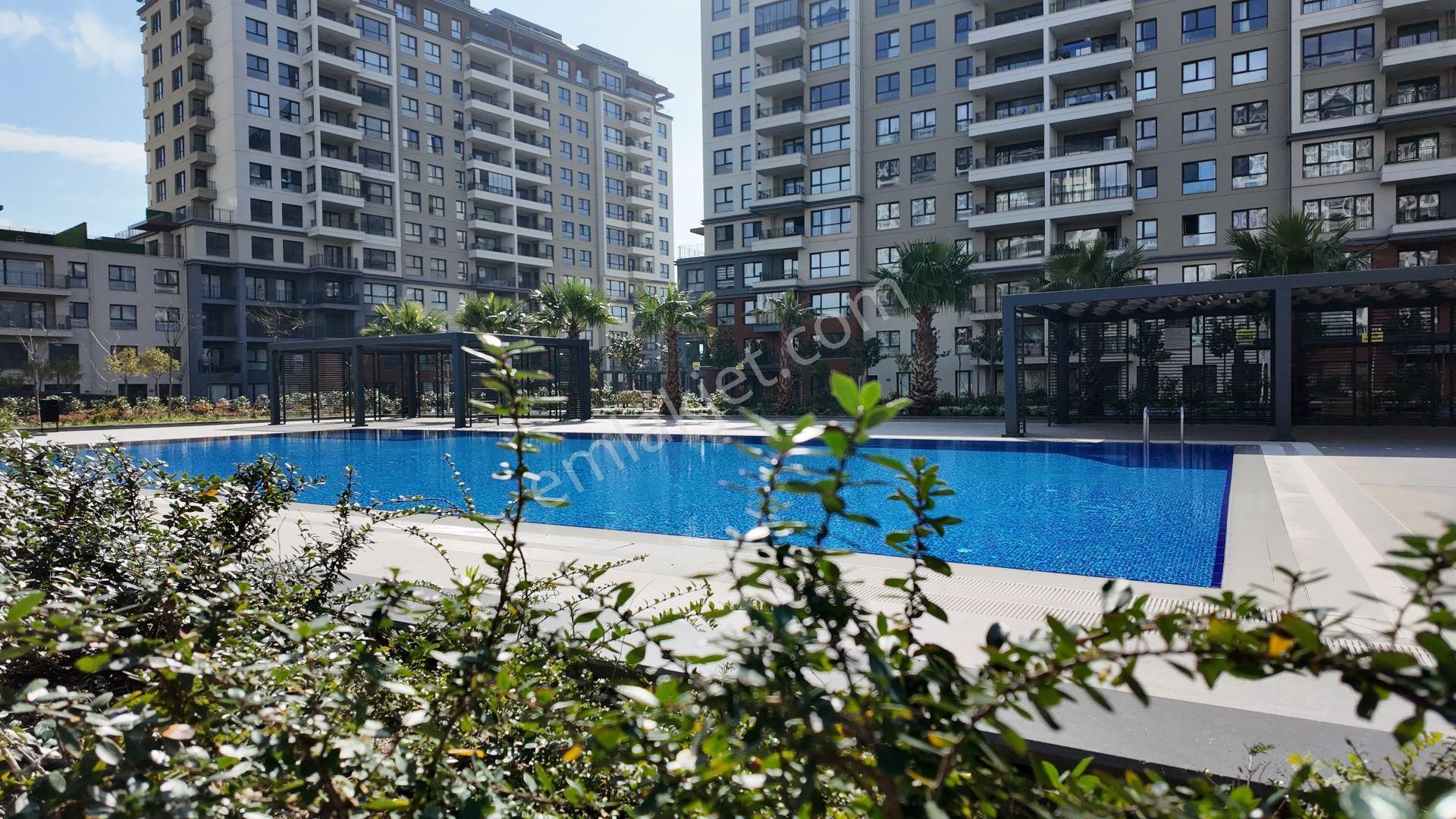 Referans Beylikdüzünde Peyzaj Cephe Sıfır Satılık 3+1 Daire - Görsel 31