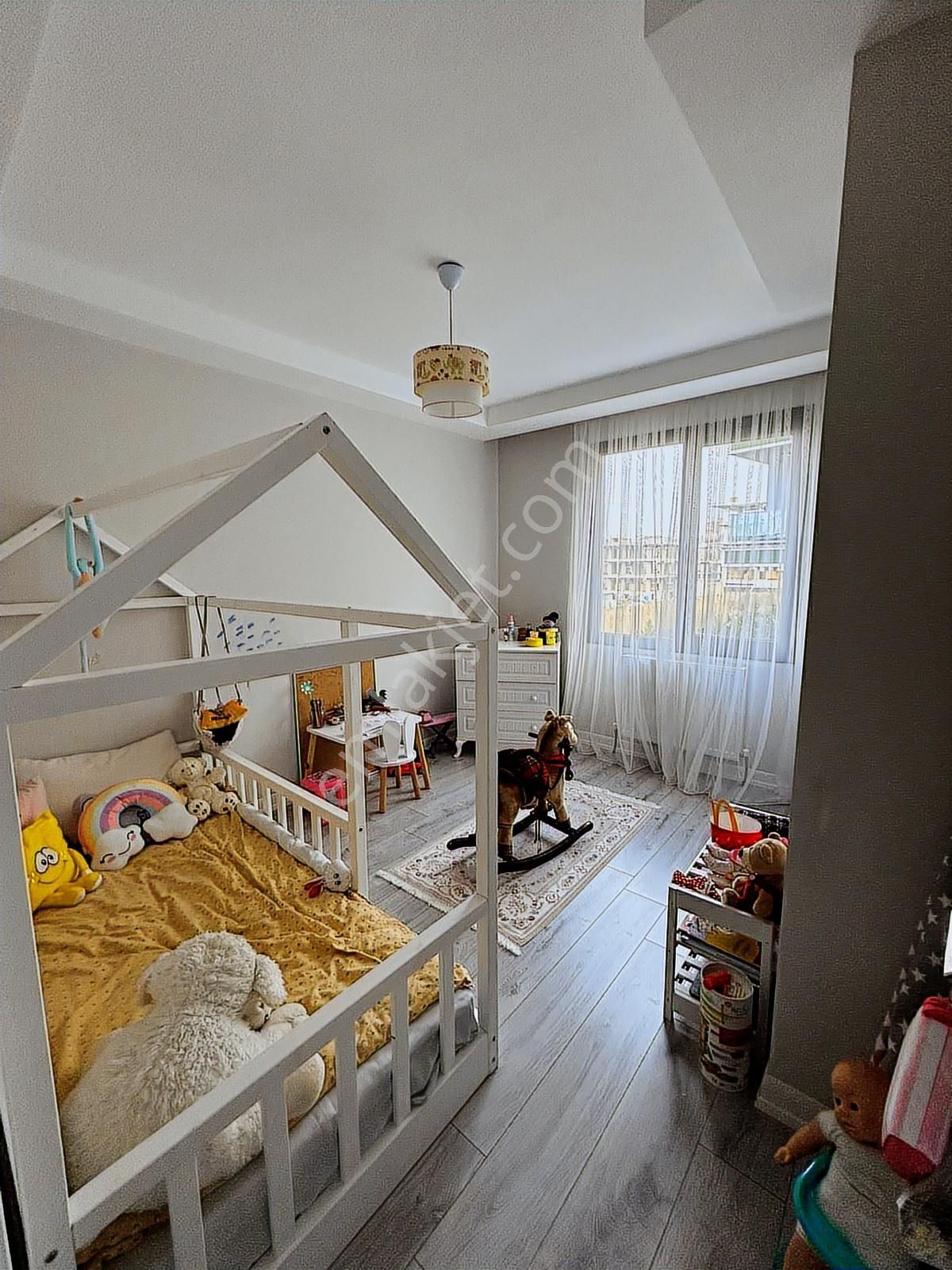 Beylikdüzü, Özerler Marina Yaşam Konaklarında 2+1,vadi Manzaralı - Görsel 8