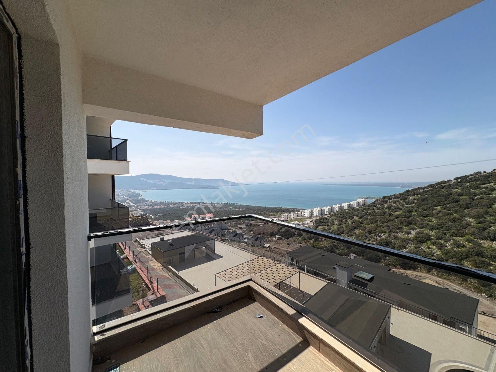 Akbükte Ful Panoramik Deniz Manzaralı Geniş Daire - Görsel 13