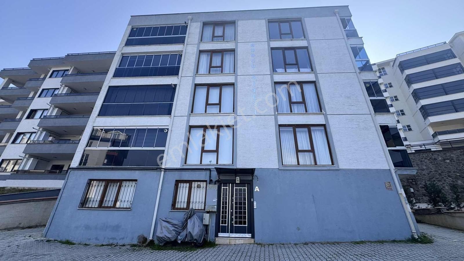 Expert'ten Bursa Mudanya Ömerbey'de Satılık 2+1 Daire