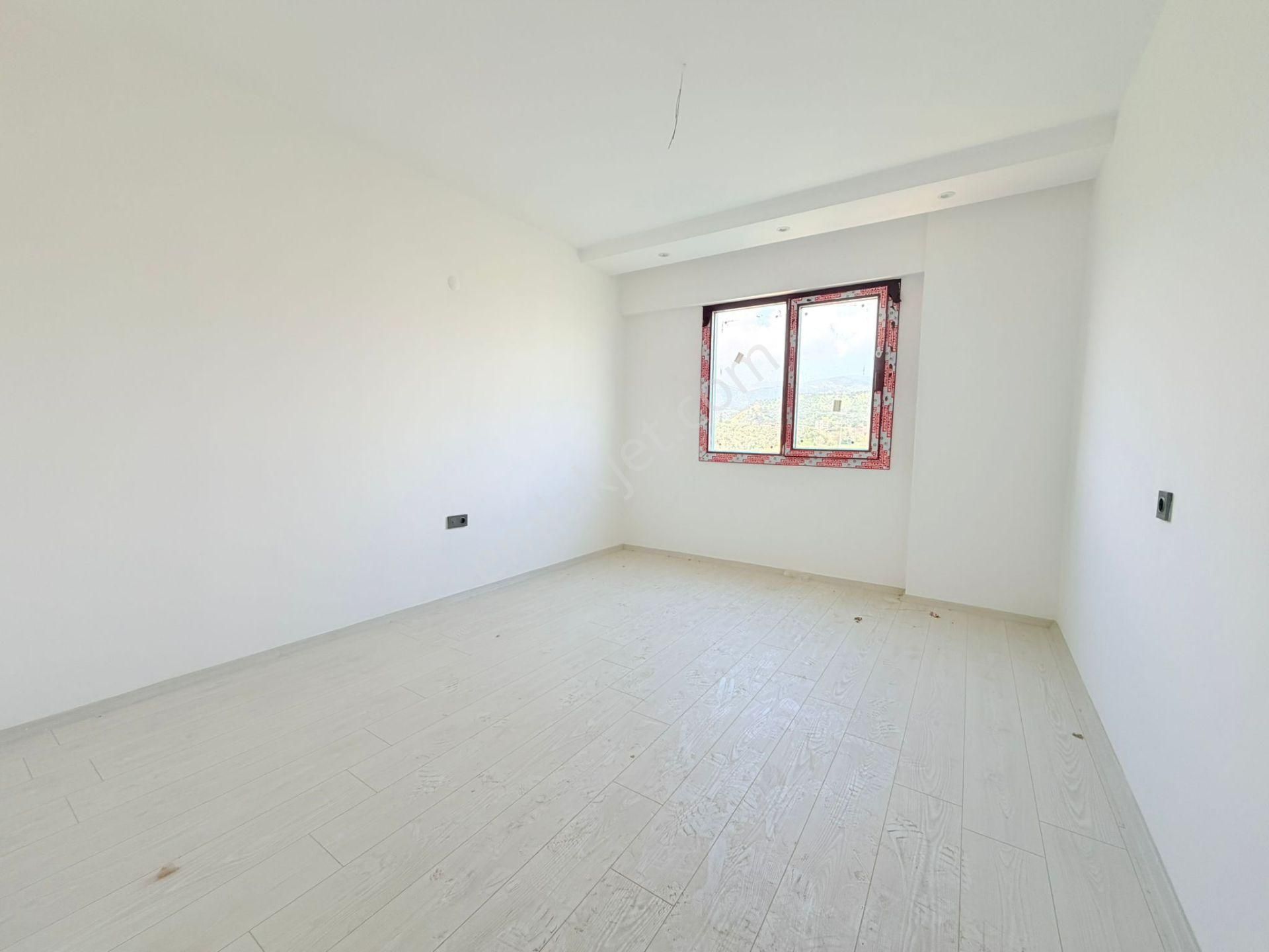 🏡 Göl-san Gayrimenkul’den 🏡 Zafer Mah. 160 M2 Lüks Arakat Daire !!! - Görsel 15