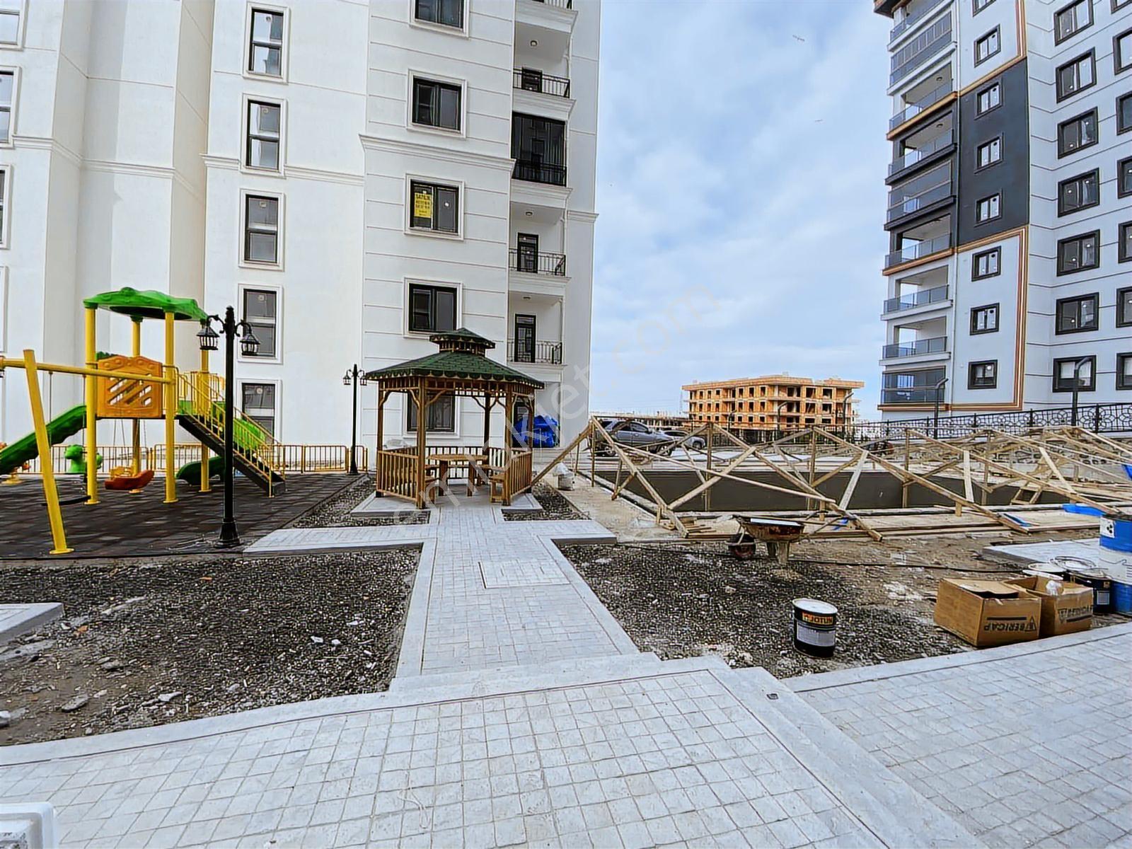 Bahadır'dan Karşıyaka Mh.2+1 Site İçin Ebeveyn Banyo-yüzme Havuz - Görsel 8