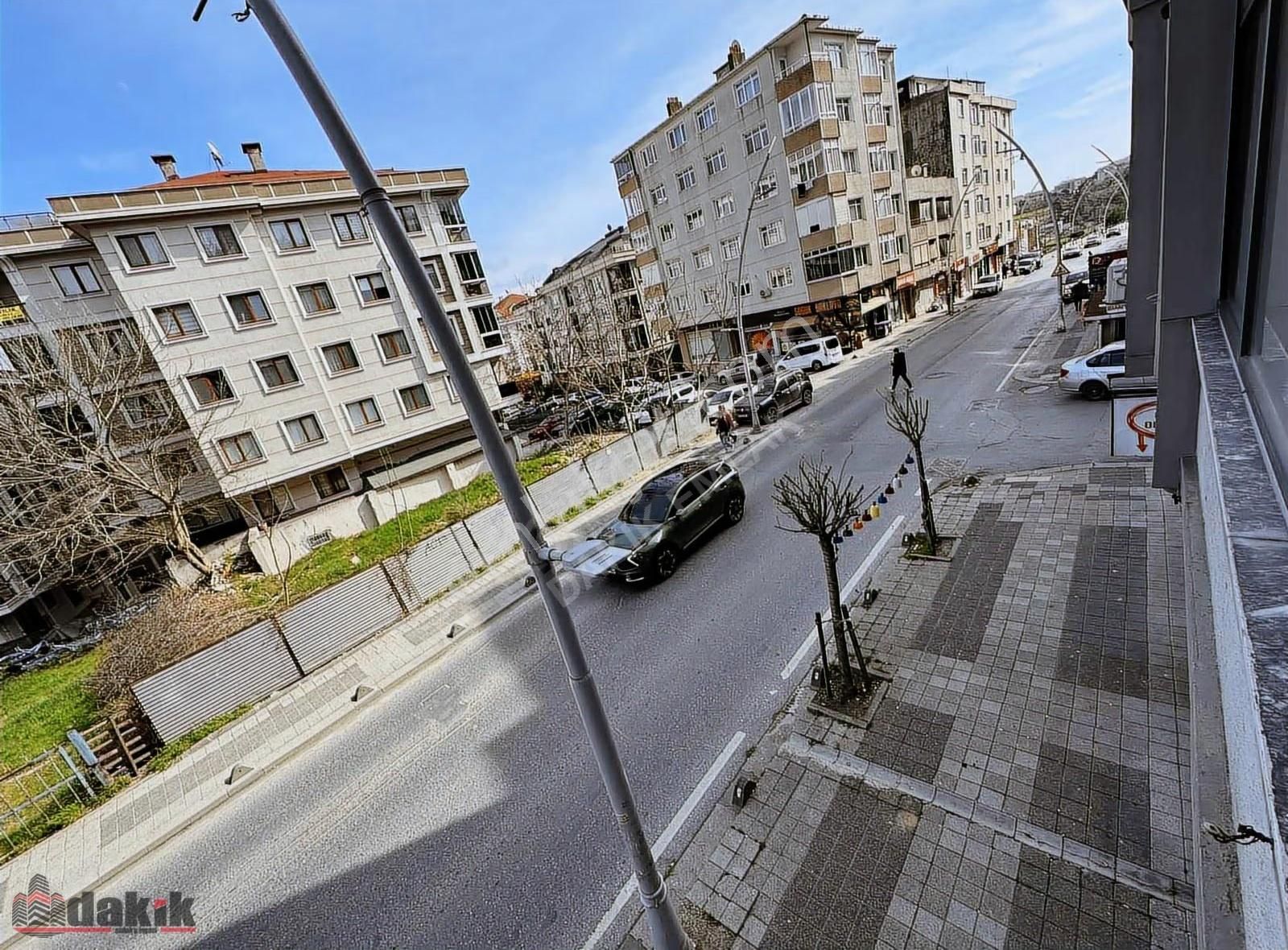 Dakik Emlaktan Devlet Hastanesi Yanında 1+1 55m² Kiralık Ofis - Görsel 19
