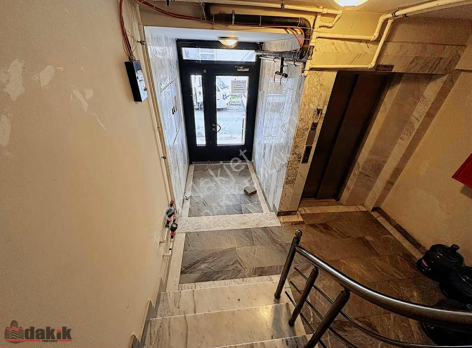 Dakik Emlaktan Devlet Hastanesi Yanında 1+1 55m² Kiralık Ofis - Görsel 18