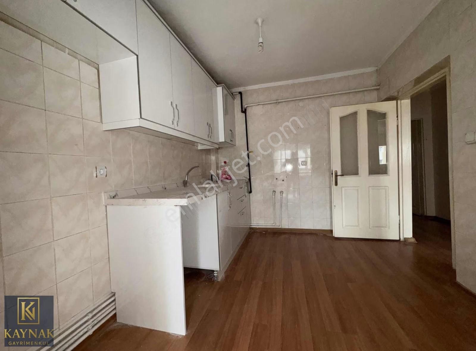 Kaynak'tan Elvankent'te Site İçersinde Yapılı Ara Kat 3+1 Daire - Görsel 8