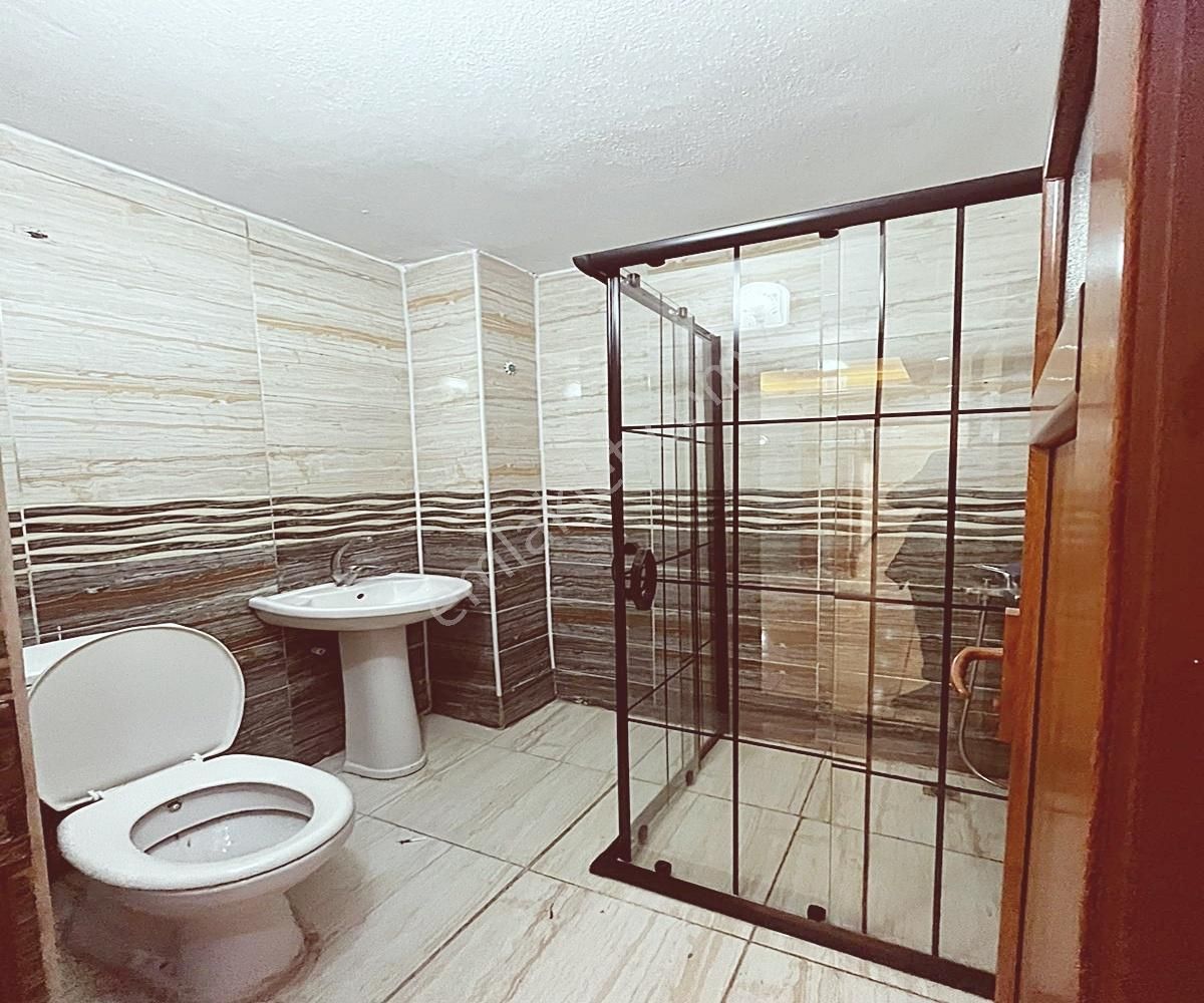 Çınar Mah. 2+1 Full Dekorlu Masrafsız Bahçe Kat Yeni Bina - Görsel 4