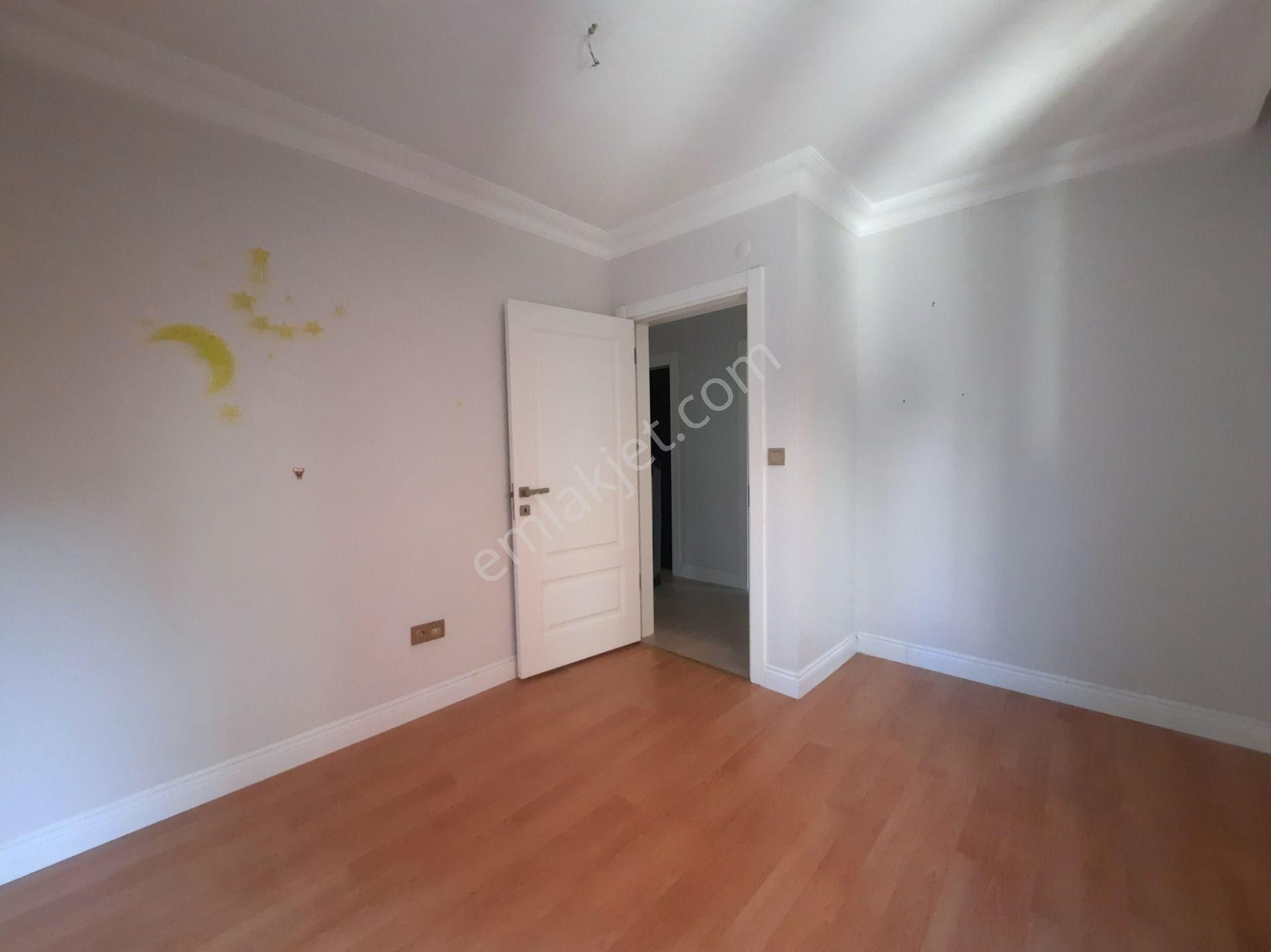 Gayrettepe Merkezde Genç Binada Lux 2+1 90 M2 2.kat Kombili Asansörlü Klimalı Yenilenmiş Ferah Daire - Görsel 23