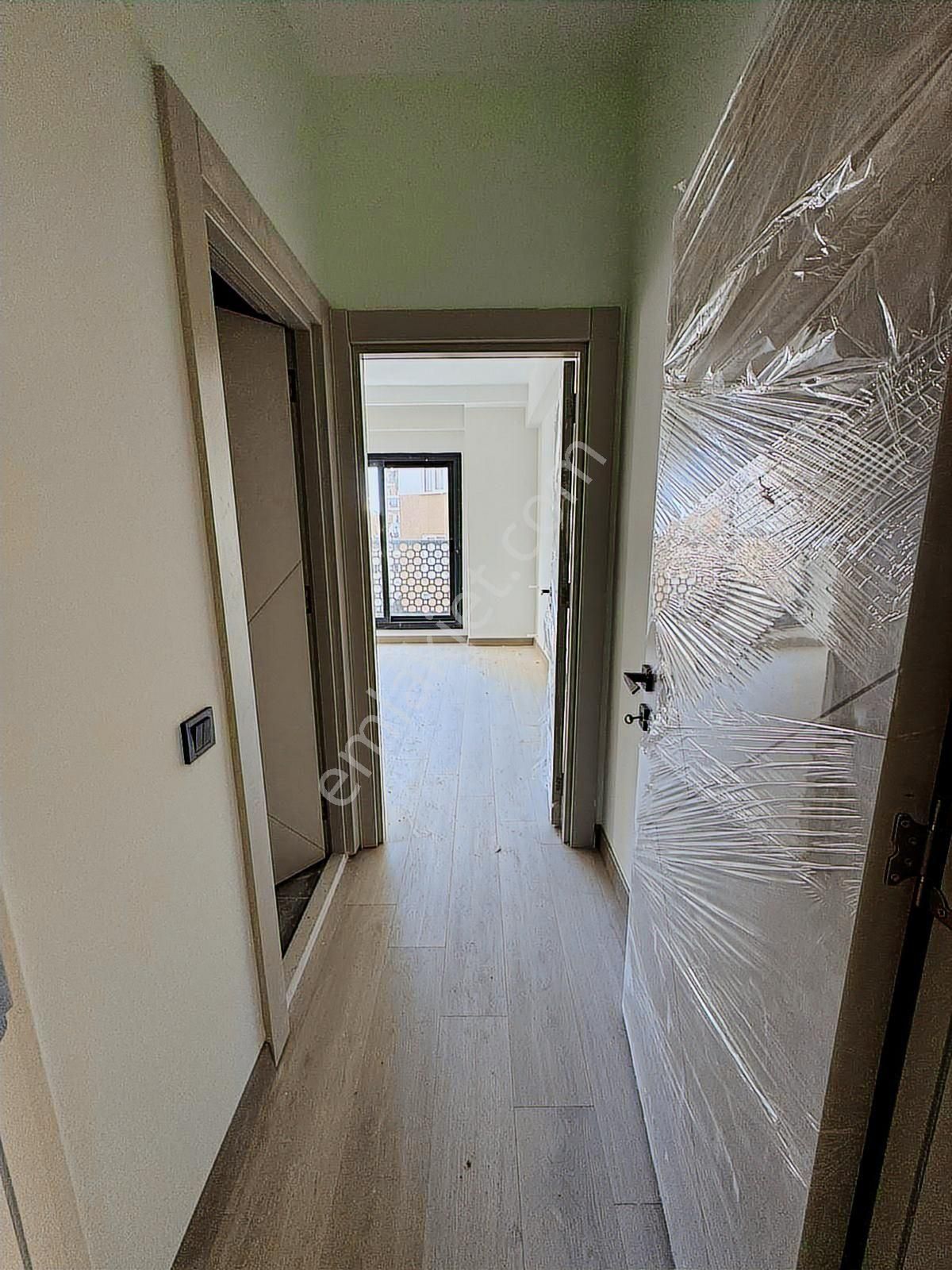 Erdemli Alata 2+1 Kiralık Denize 100 Metre - Görsel 9