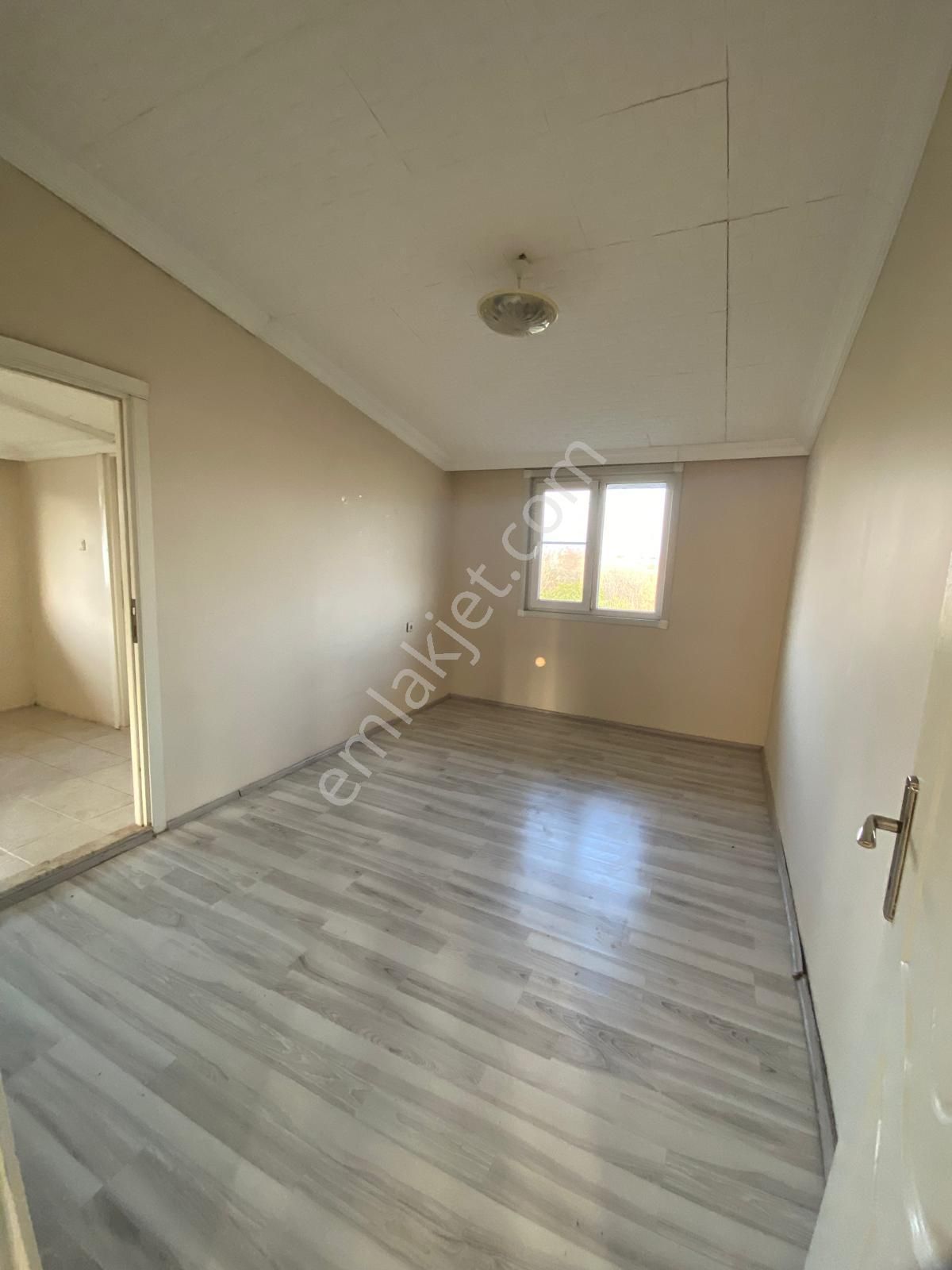 Şirinevler’de Pazar Pazarı Yanı, Aydınlık Ve Geniş Kiralık 3+1! - Görsel 15