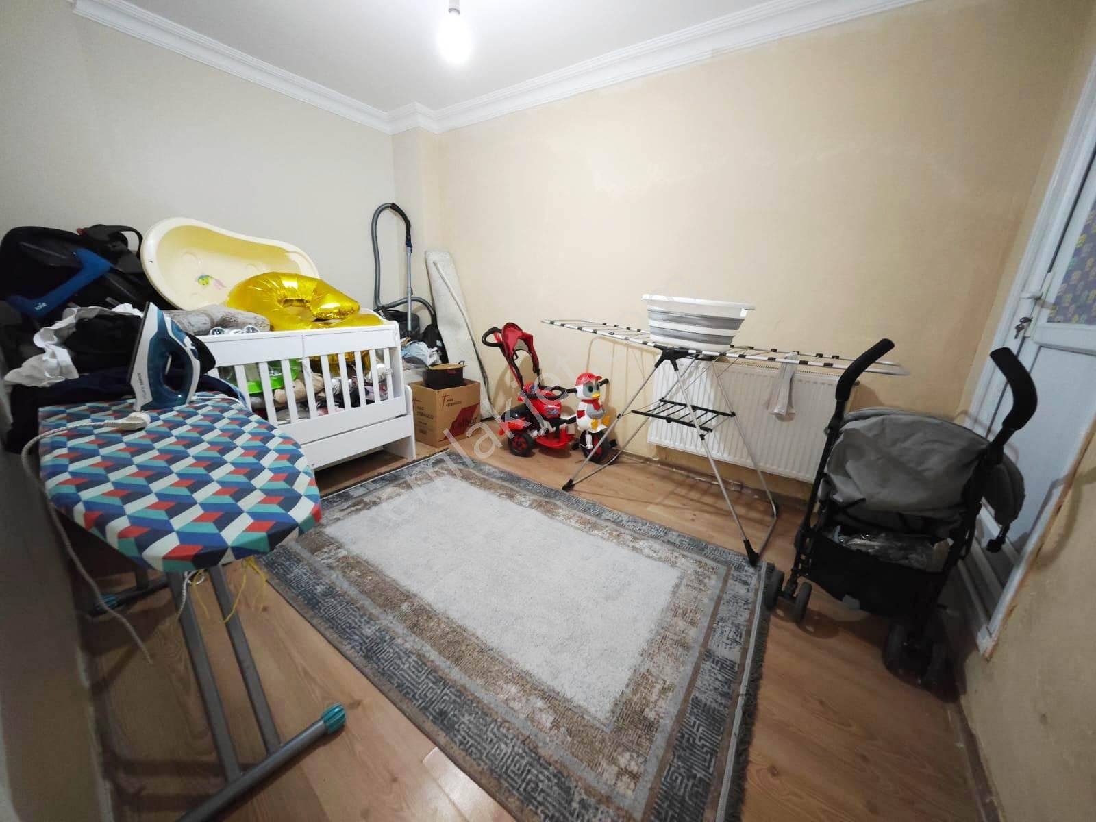 Yıldız Dan Zafer De 15 Yıllık 3+1 Uygun Fiyatlı Bahçe Kat Daire - Görsel 3