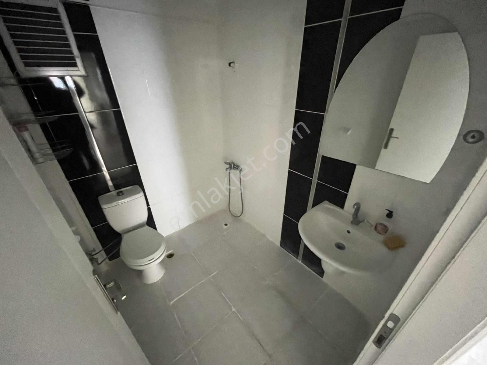 Oturuma Hazır 3+1 110 M2 1.katta Asansörlü Ön Cephe Daire !! - Görsel 25