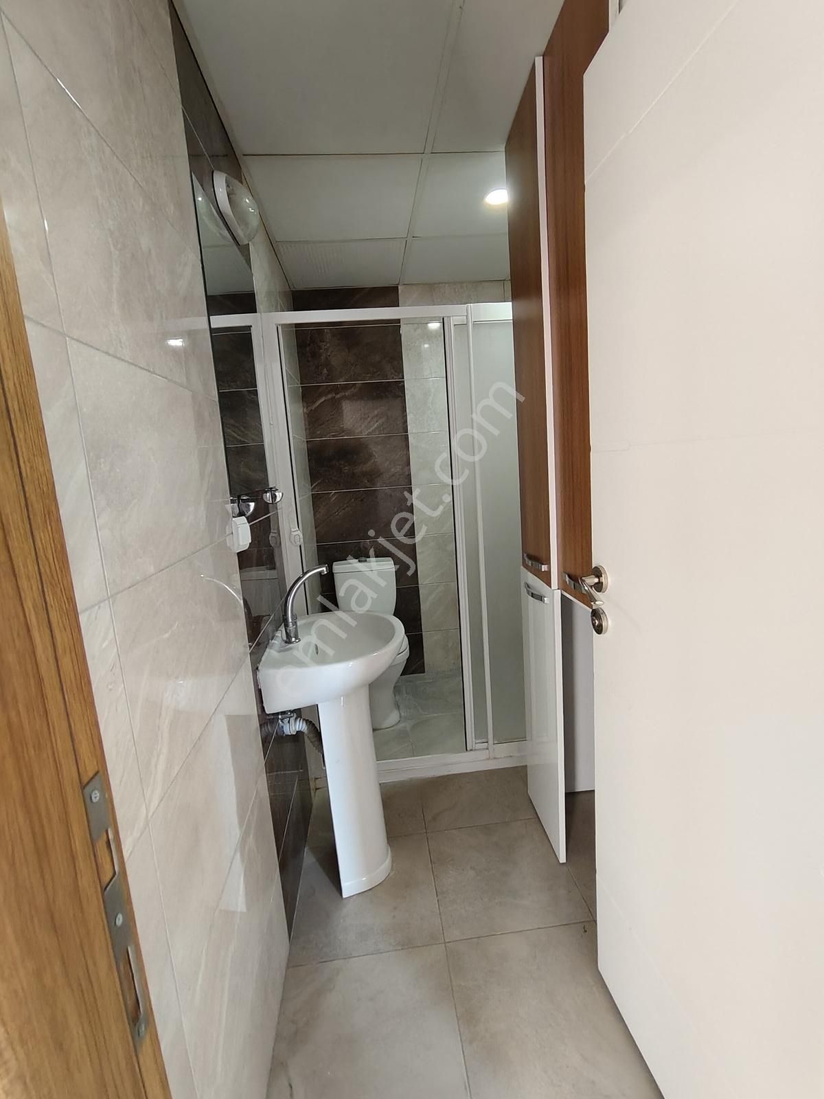 Toki Demokrasi Mahallesi Malazgirt Bulvarı Kiralık Daire - Görsel 22