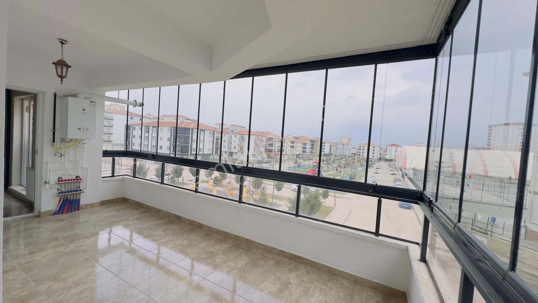 Kc Emlaktan Park Cepheli Ara Kat Kiralık 3+1 140m2 Daire - Görsel 5