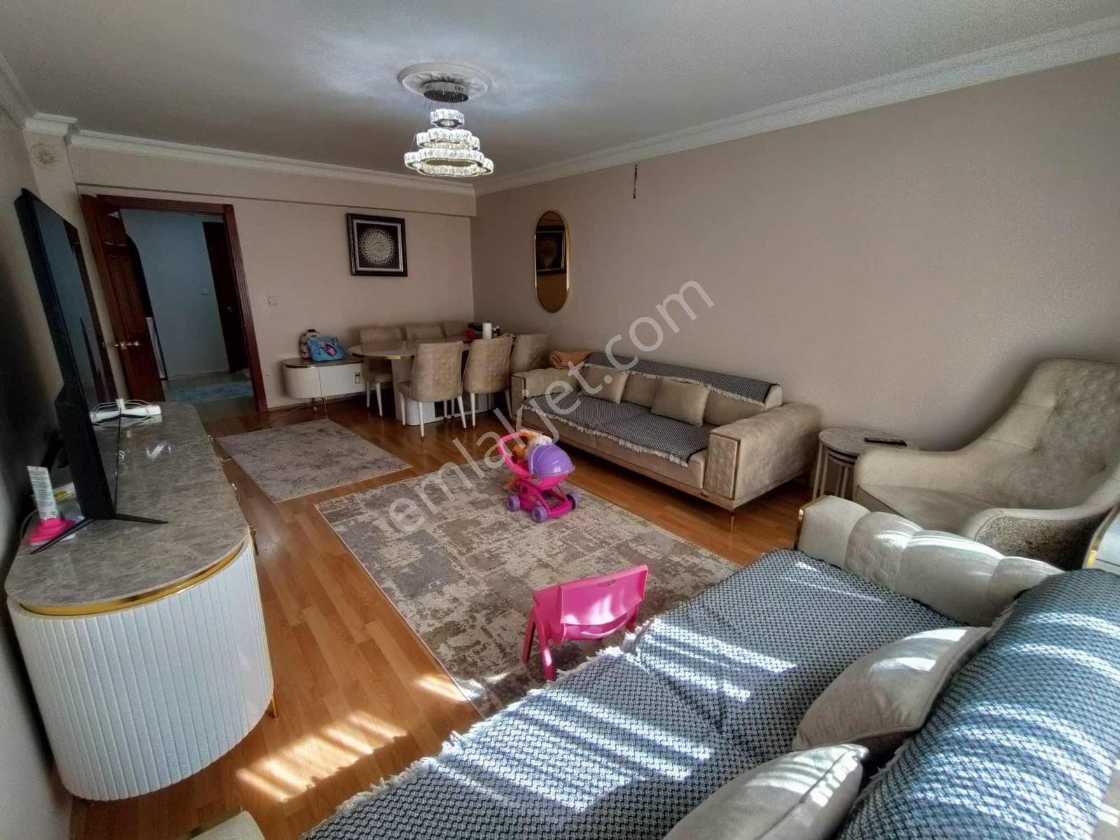 Gün Sazak Cad Üzeri Ara Kat Manzaralı 3+1 Daire - Görsel 12