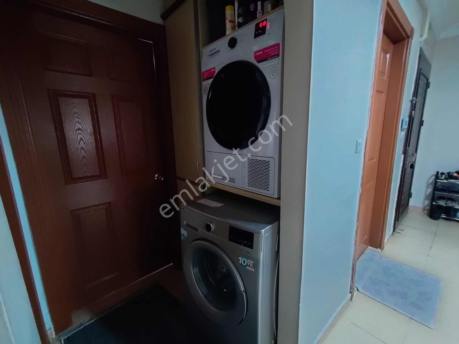 Gün Sazak Cad Üzeri Ara Kat Manzaralı 3+1 Daire - Görsel 9