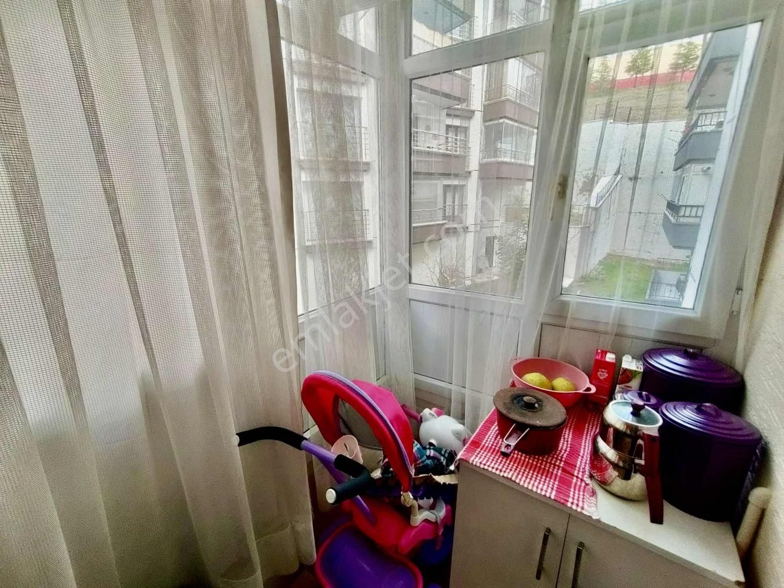 Gün Sazak Cad Üzeri Ara Kat Manzaralı 3+1 Daire - Görsel 4