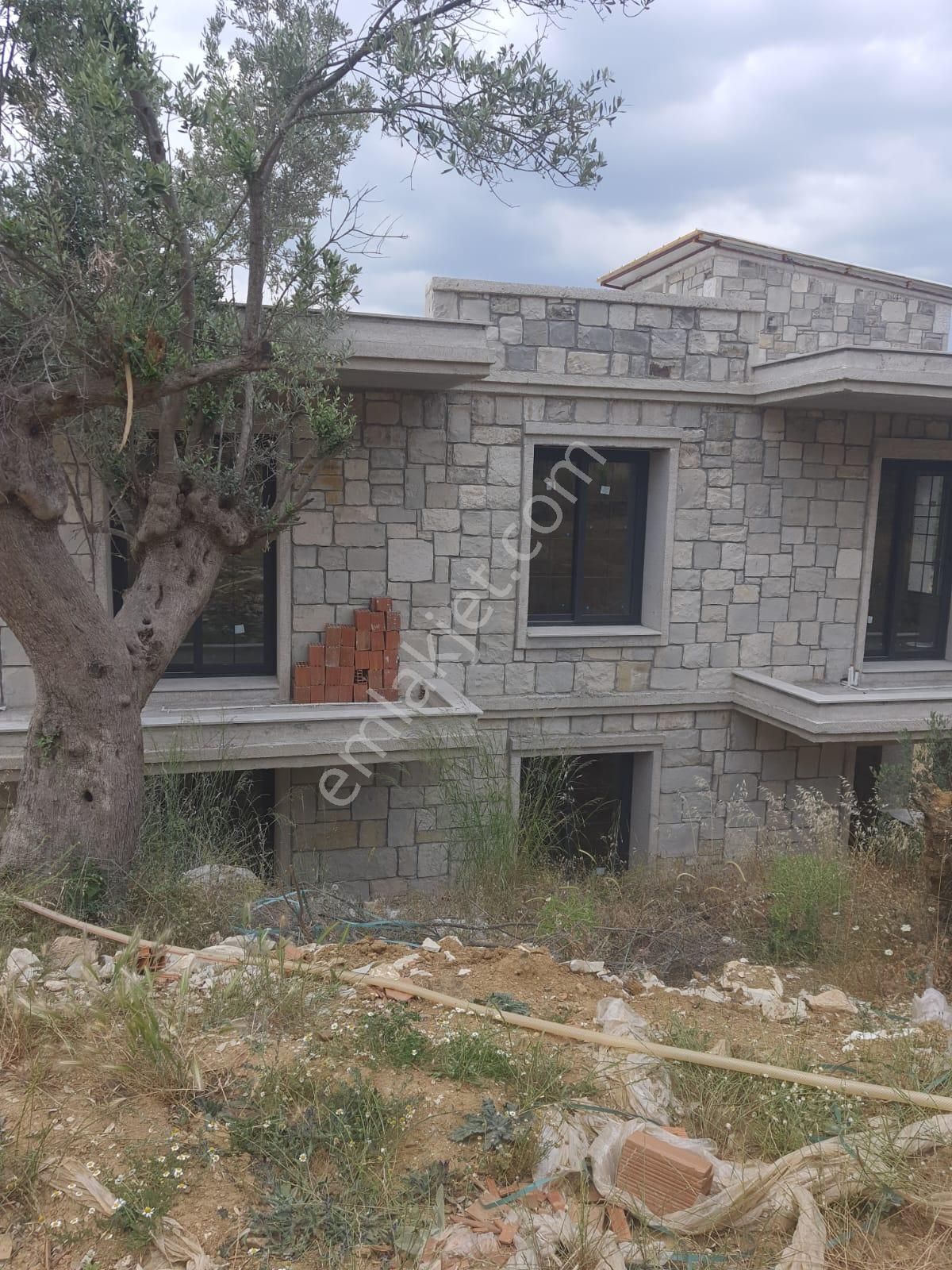 Menderes Turyap'tan Akçaköy'de 7250 M²hisse Tapulu Taşevli Tarla - Görsel 3