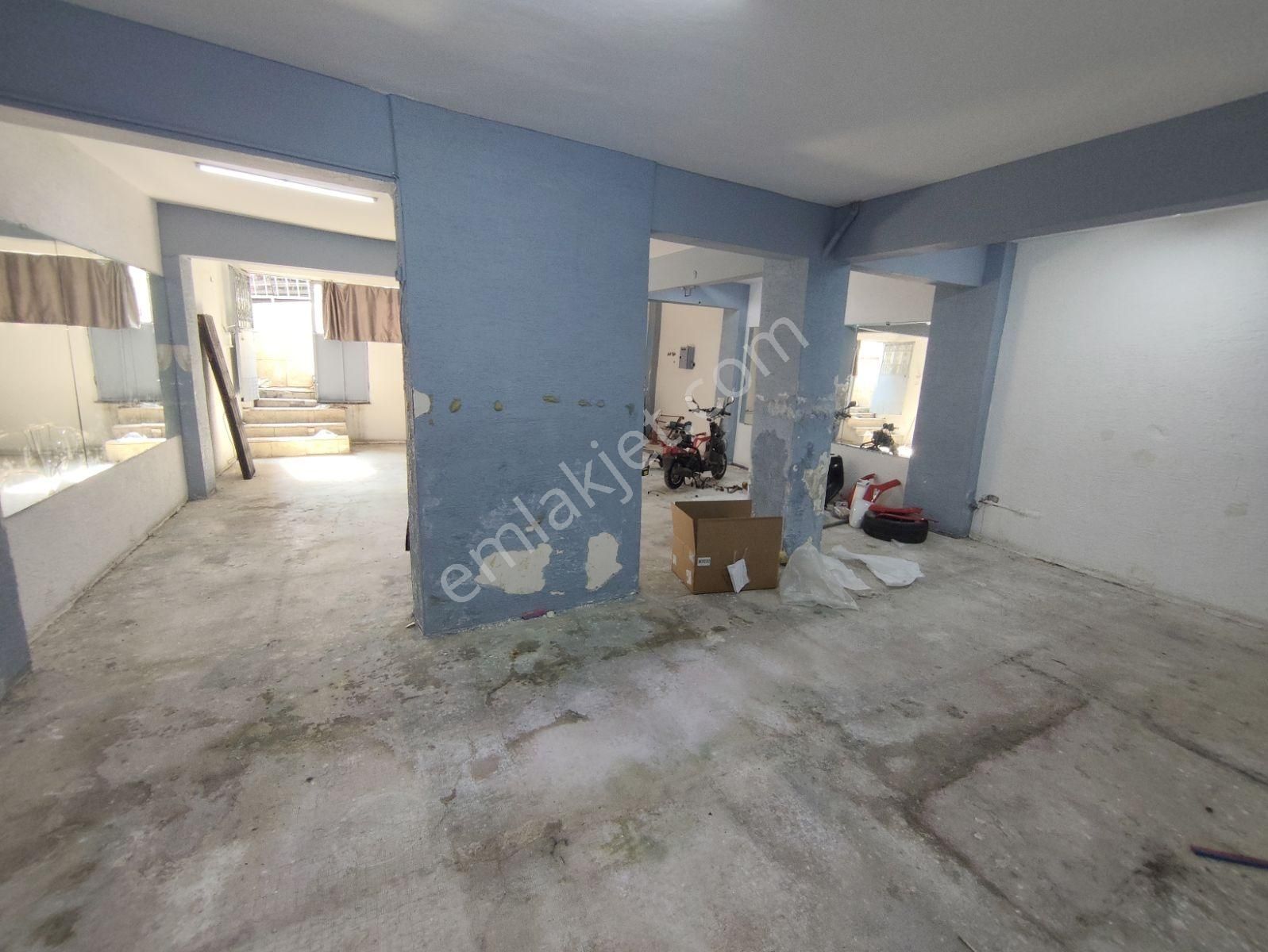 Sulyapıdan Kirazlıda Depoya Hafif İmalata Kiralık Zemin Dükkan - Görsel 25