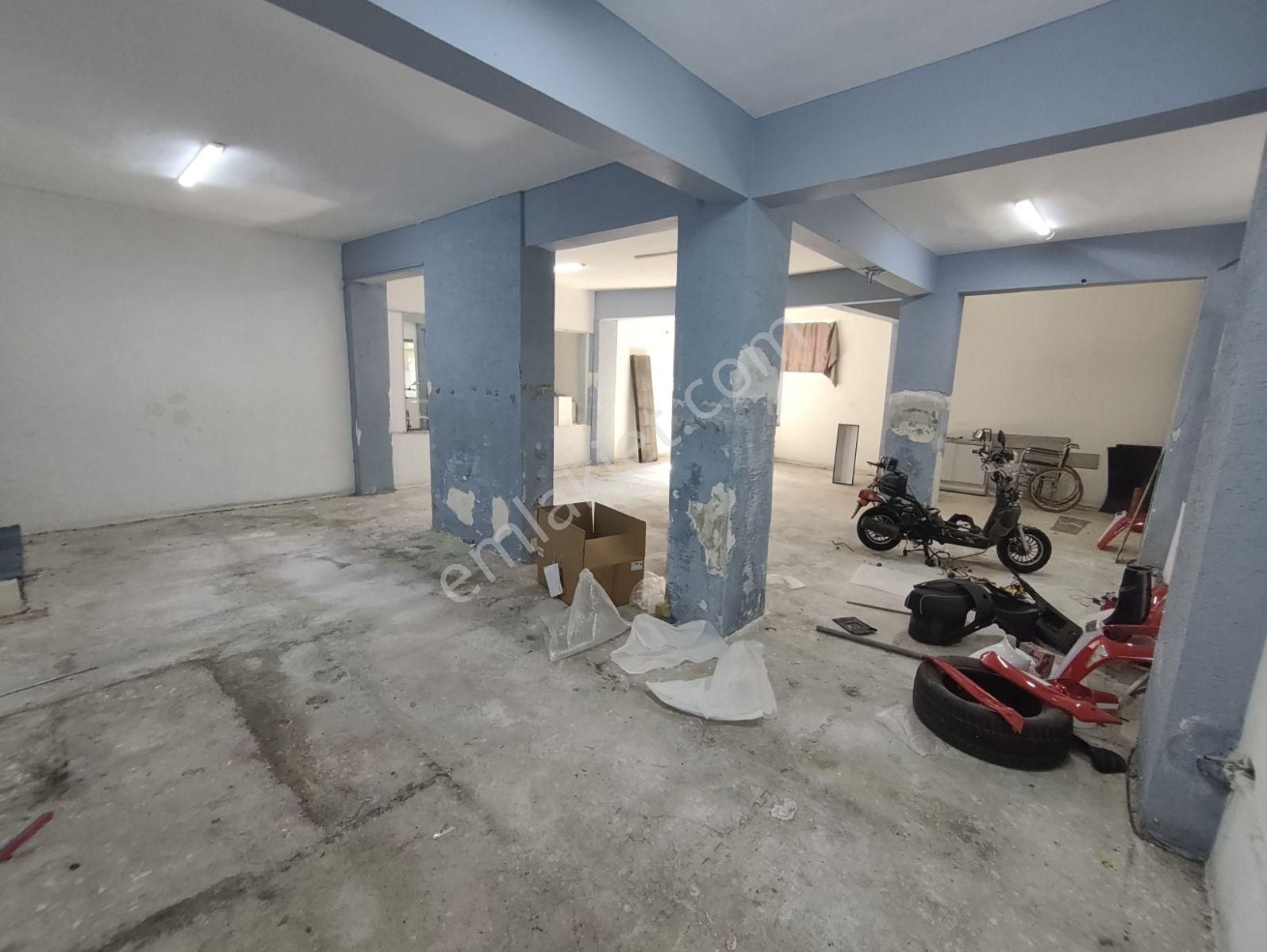 Sulyapıdan Kirazlıda Depoya Hafif İmalata Kiralık Zemin Dükkan - Görsel 14