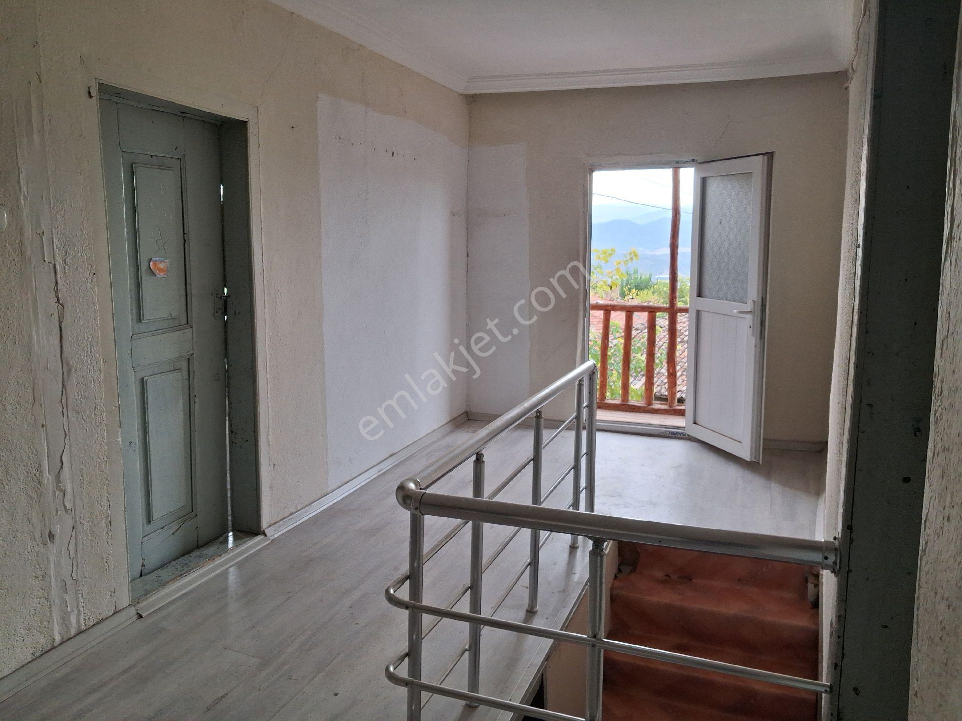 Muhteşem Manzaralı Köy Evi - Görsel 28