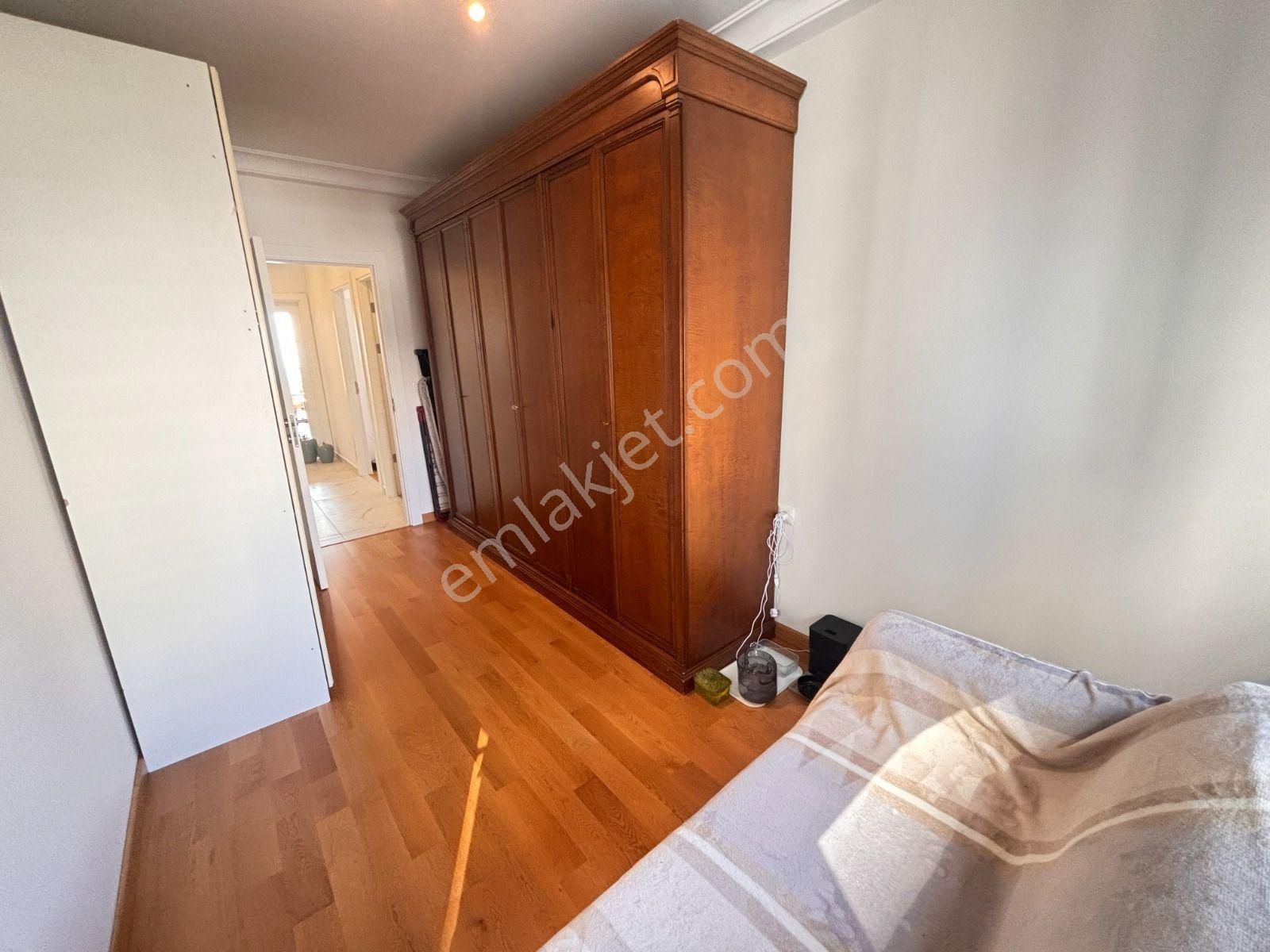 Divanın Sokağında Deniz Manzaralı 3+1 Geniş M2'de Güvenlikli ! - Görsel 11