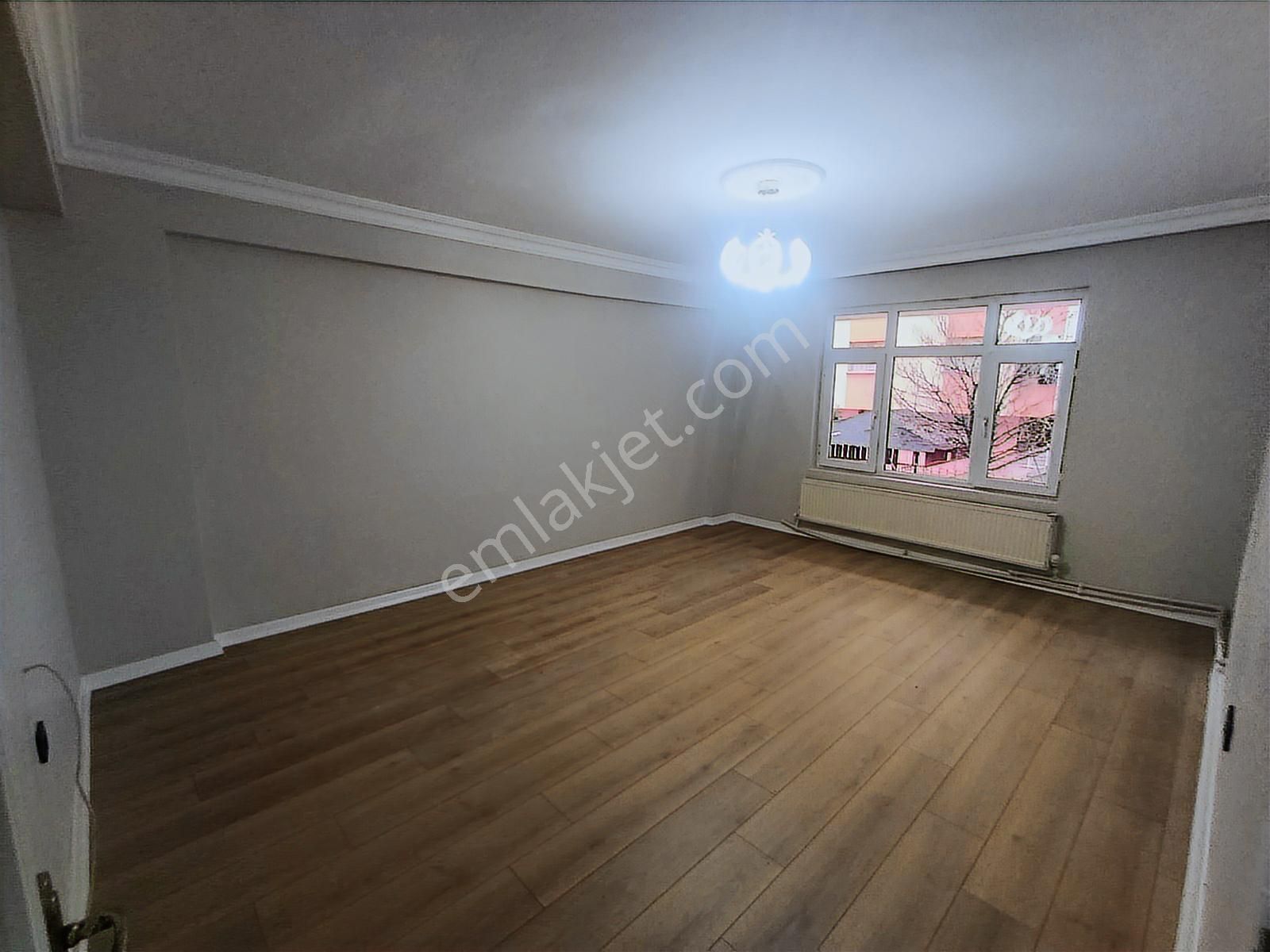 Sevindik'ten Elvanmah. Yht Yakını Y.giriş 110m2 Yapılı 3+1 Daire