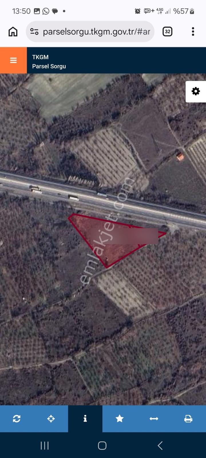 Afyonkarahisar-konya Karayolu'na 165 M Cepheli Satılık Arazi